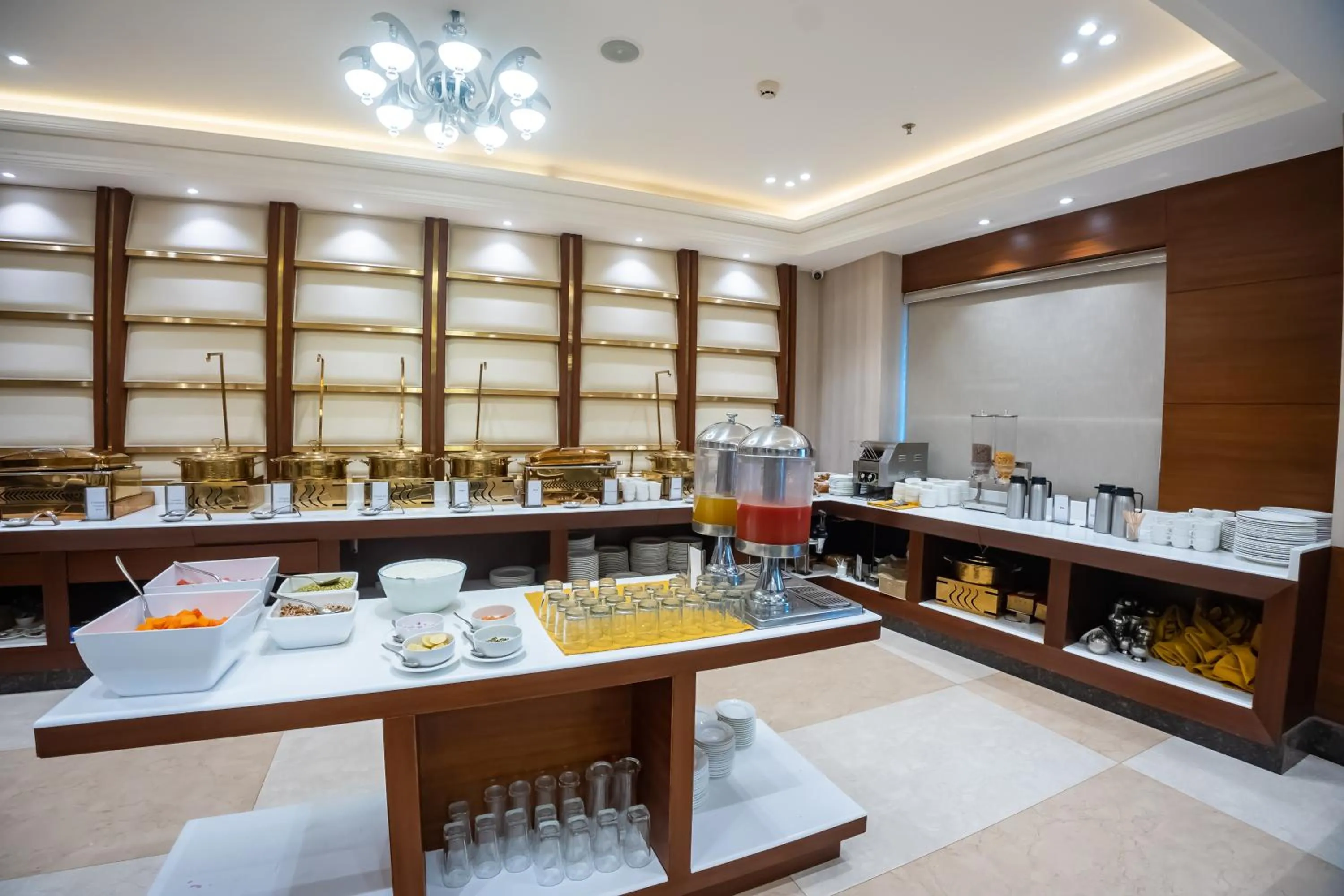 Breakfast in Arcadia Hotel