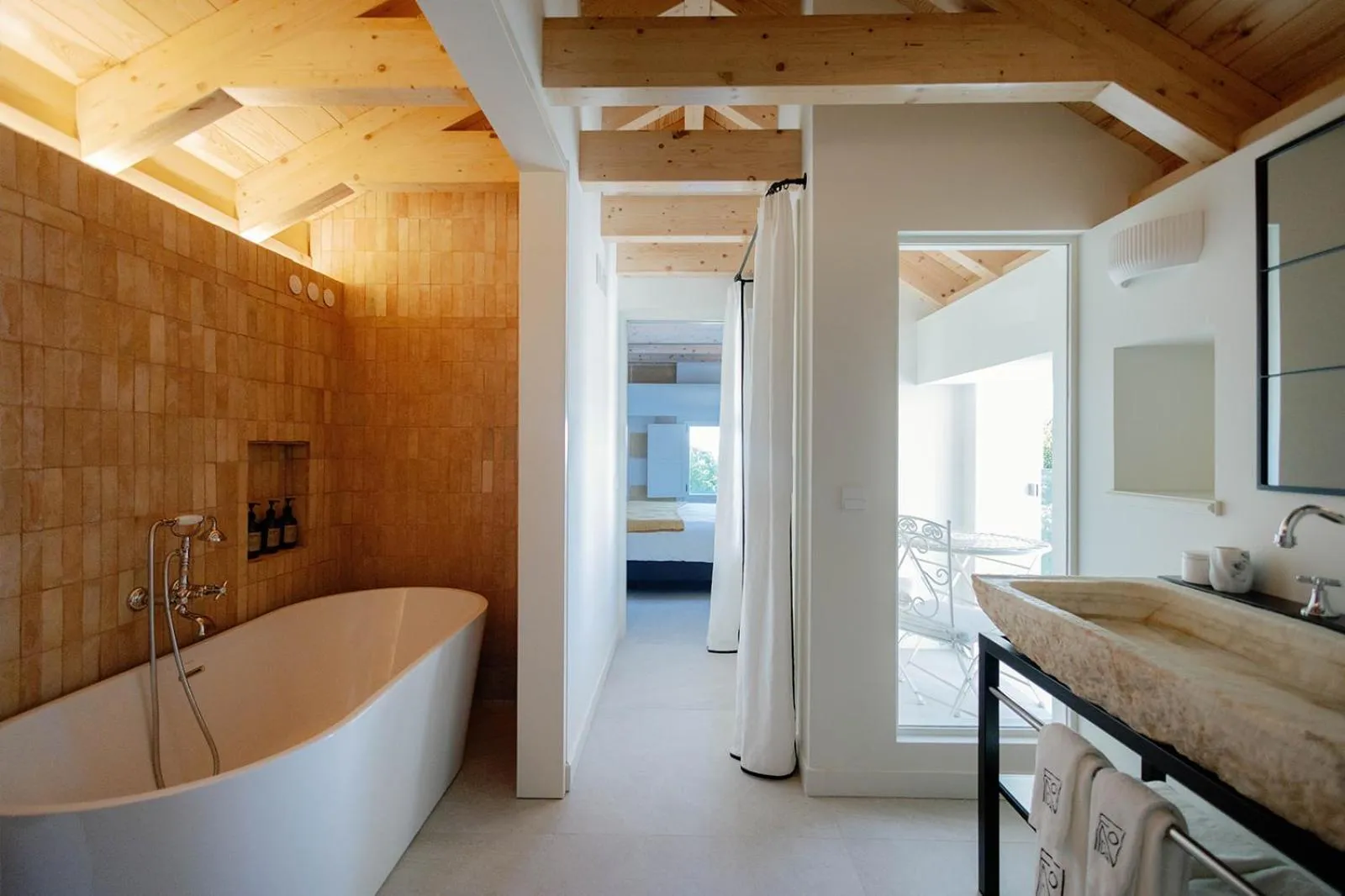 Bathroom in La Fonda Heritage Hotel Luxury, Relais & Châteaux