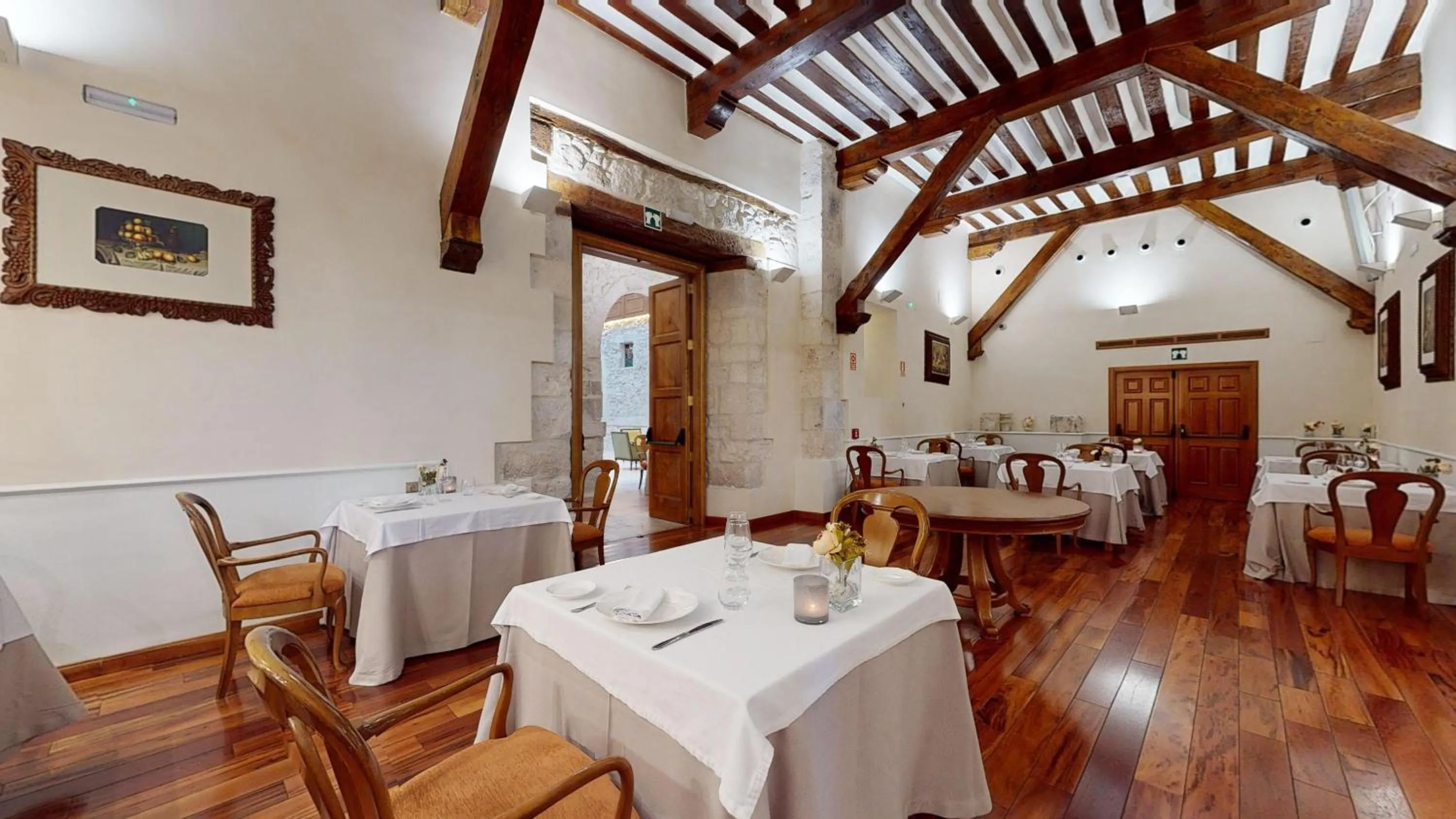 Restaurant/places to eat in AZZ Peñafiel Las Claras Hotel & Spa