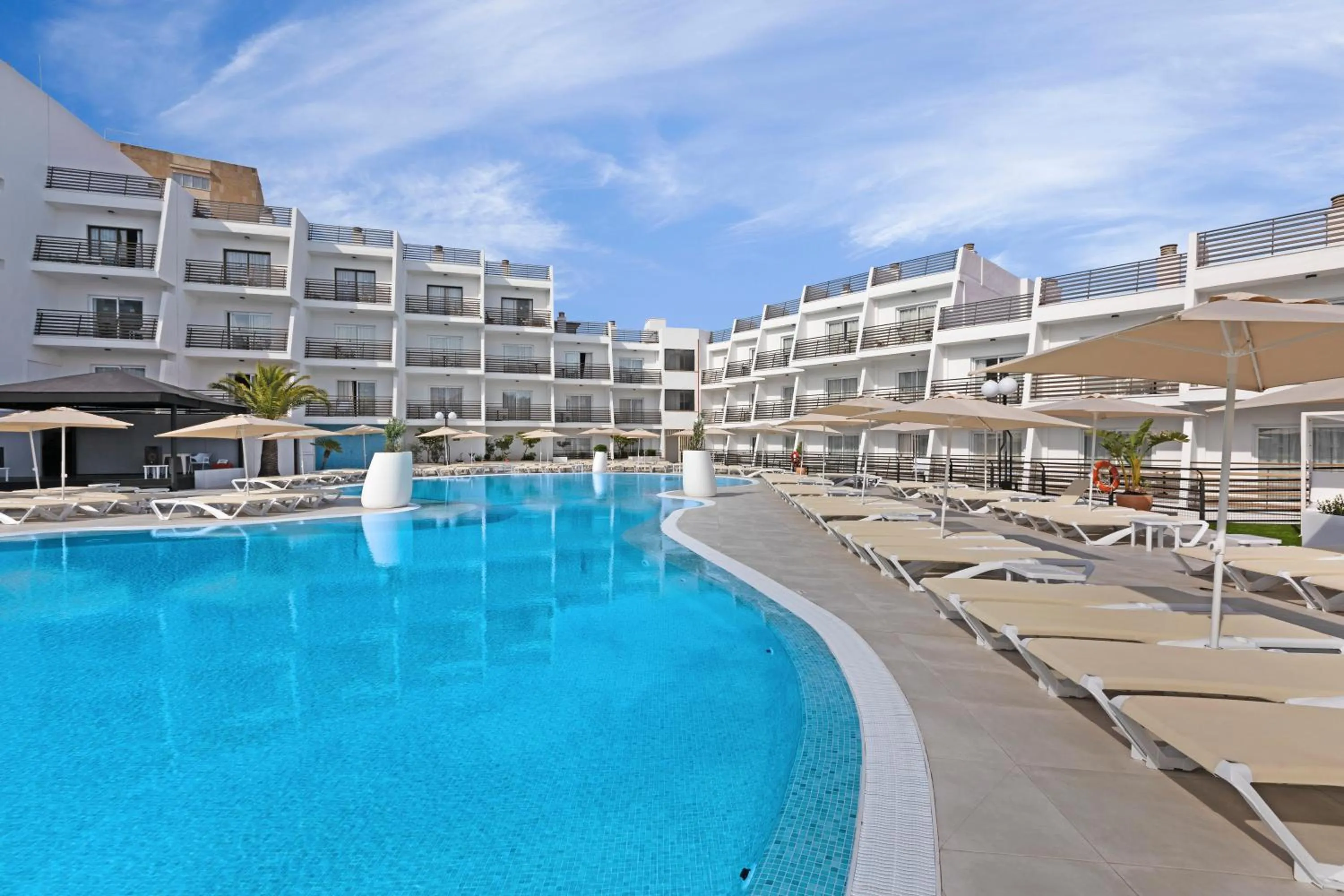 Property building in Palmanova Suites by TRH