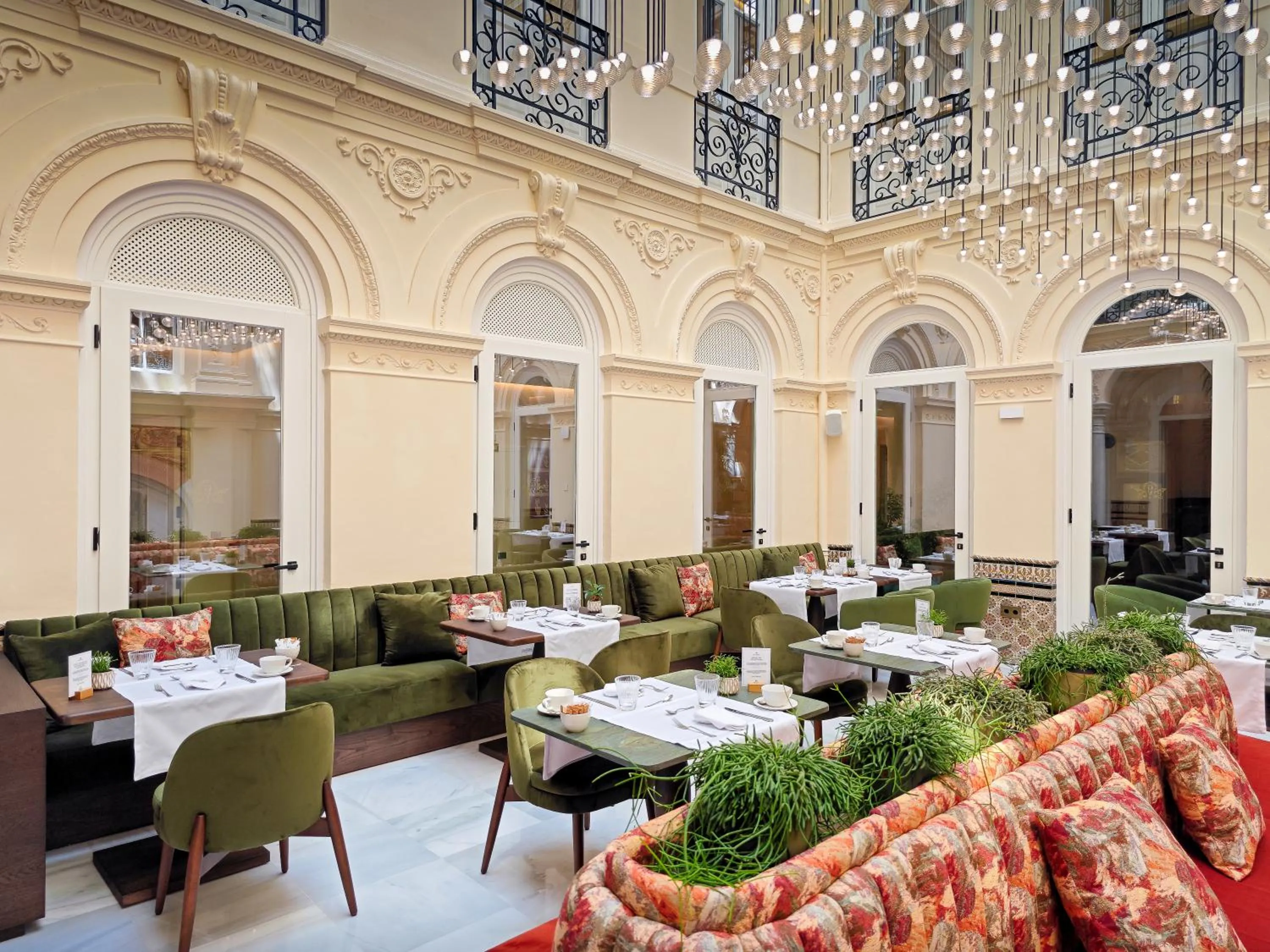 Restaurant/places to eat in Palacio Gran Vía, a Royal Hideaway Hotel