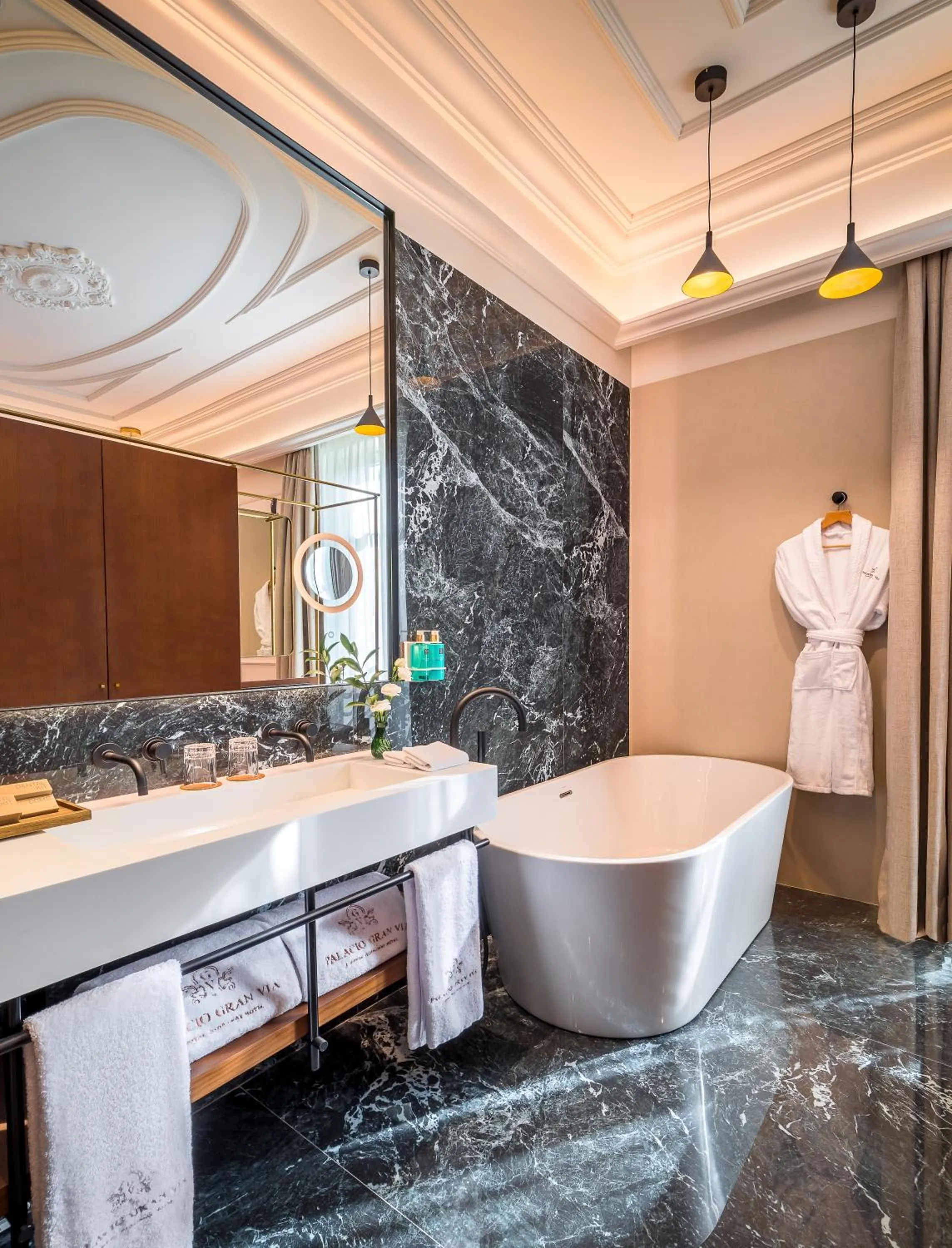 Bathroom in Palacio Gran Vía, a Royal Hideaway Hotel