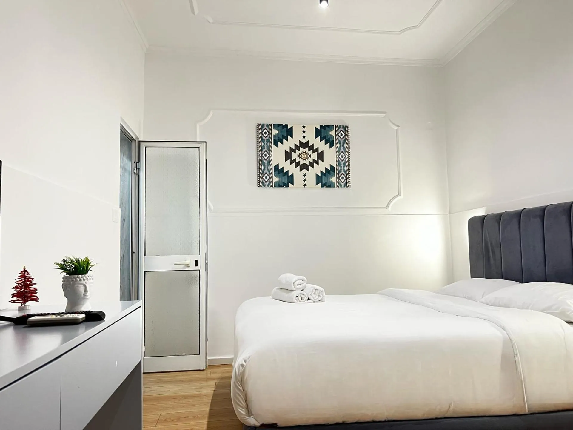 Bed in Tirana Square Hotel