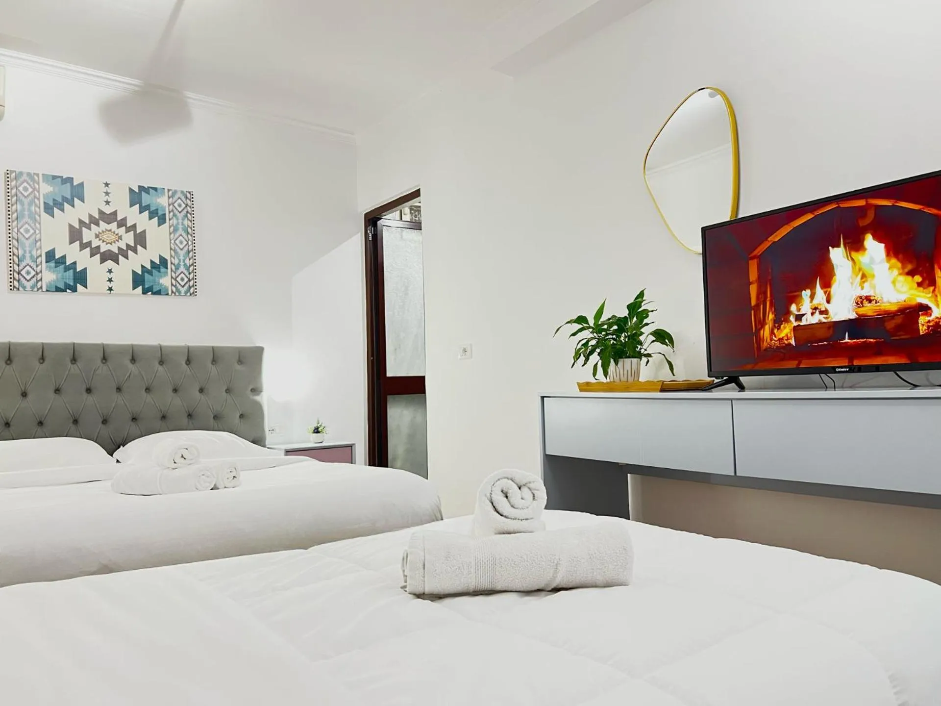 Bed in Tirana Square Hotel