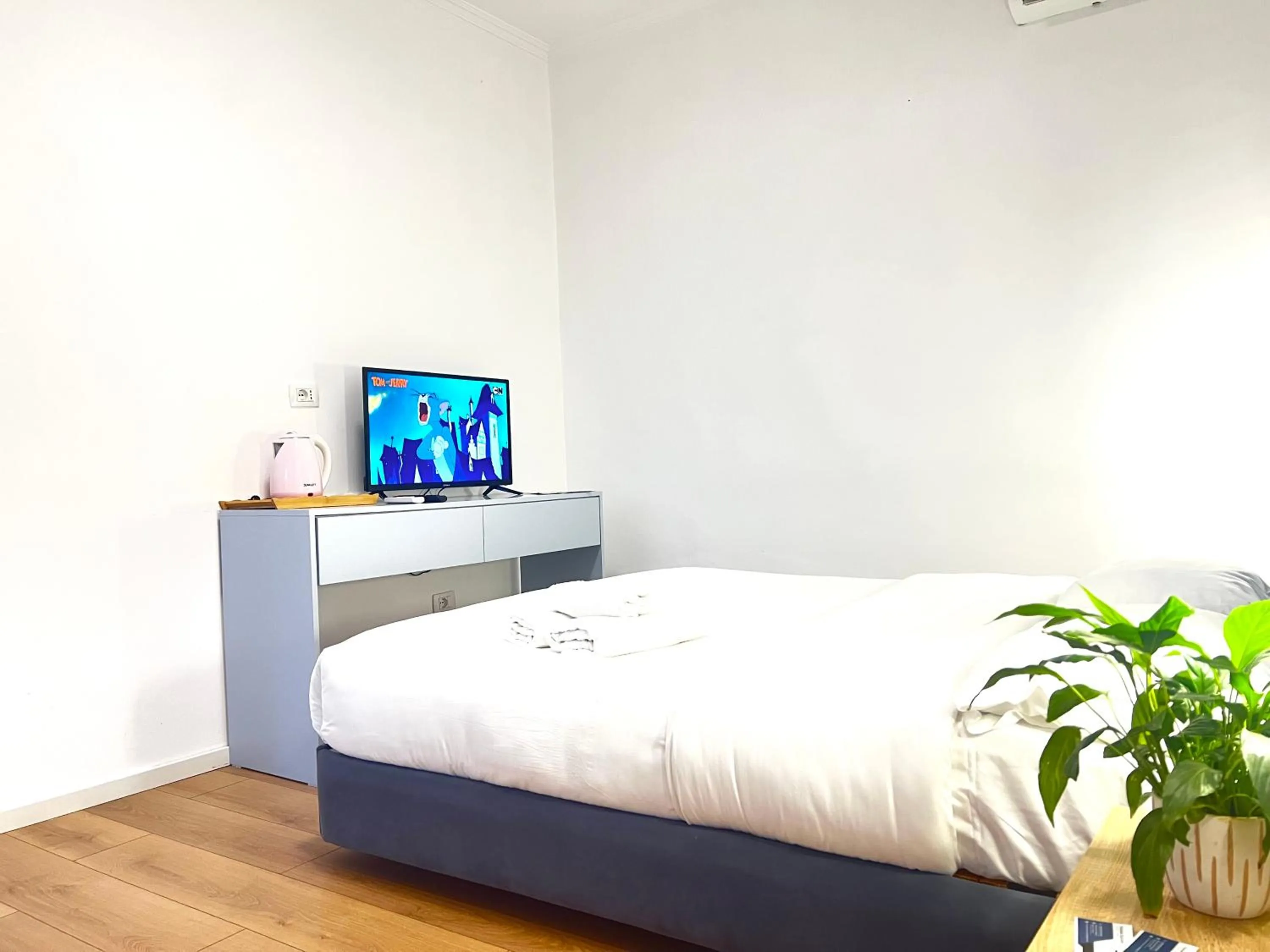 Bed in Tirana Square Hotel