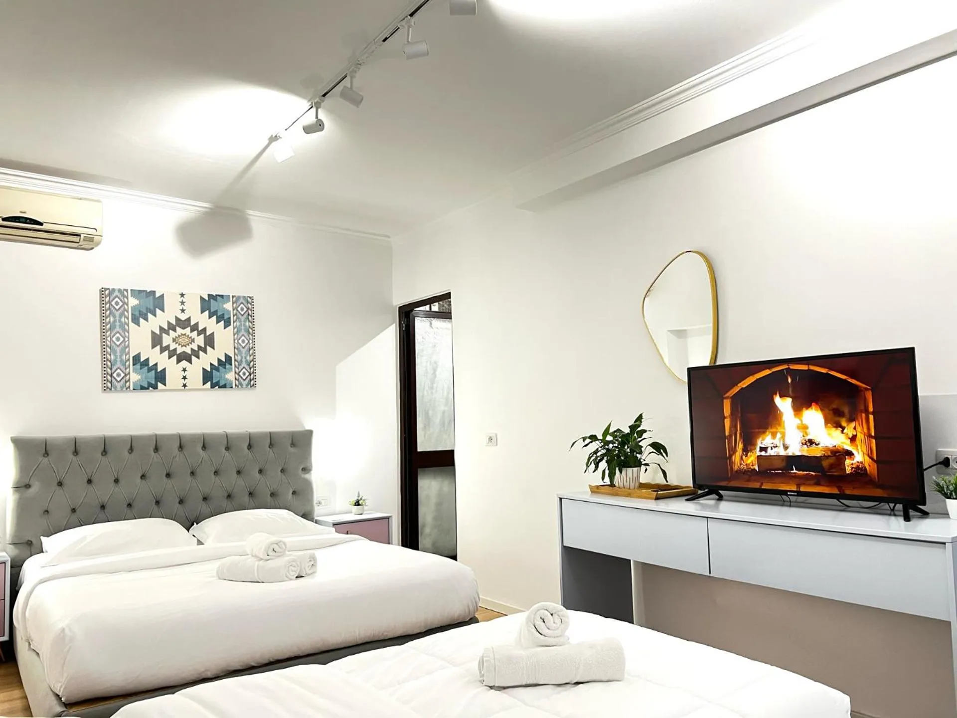 Bed in Tirana Square Hotel