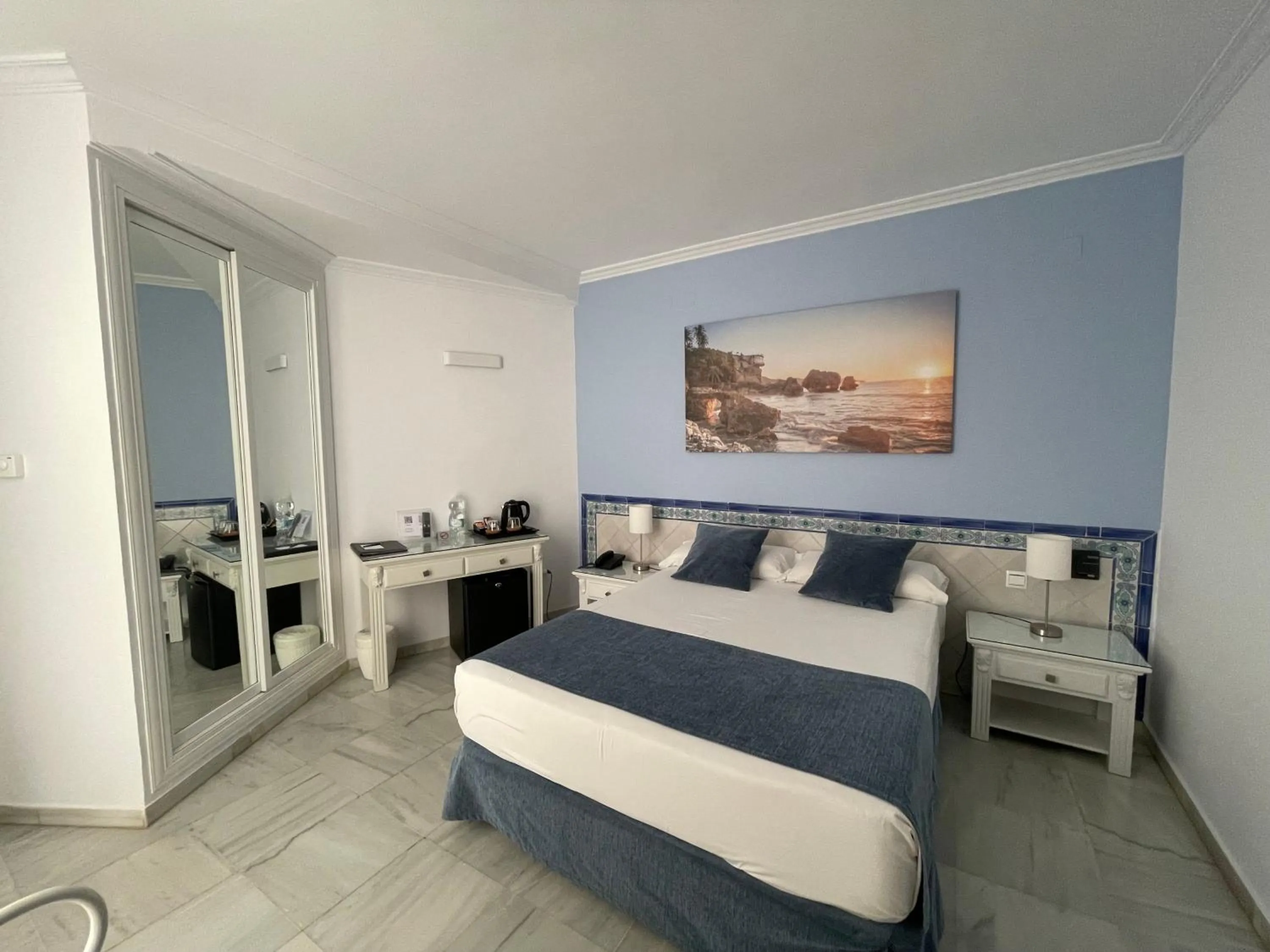 Photo of the whole room, Bed in Hotel Plaza Cavana