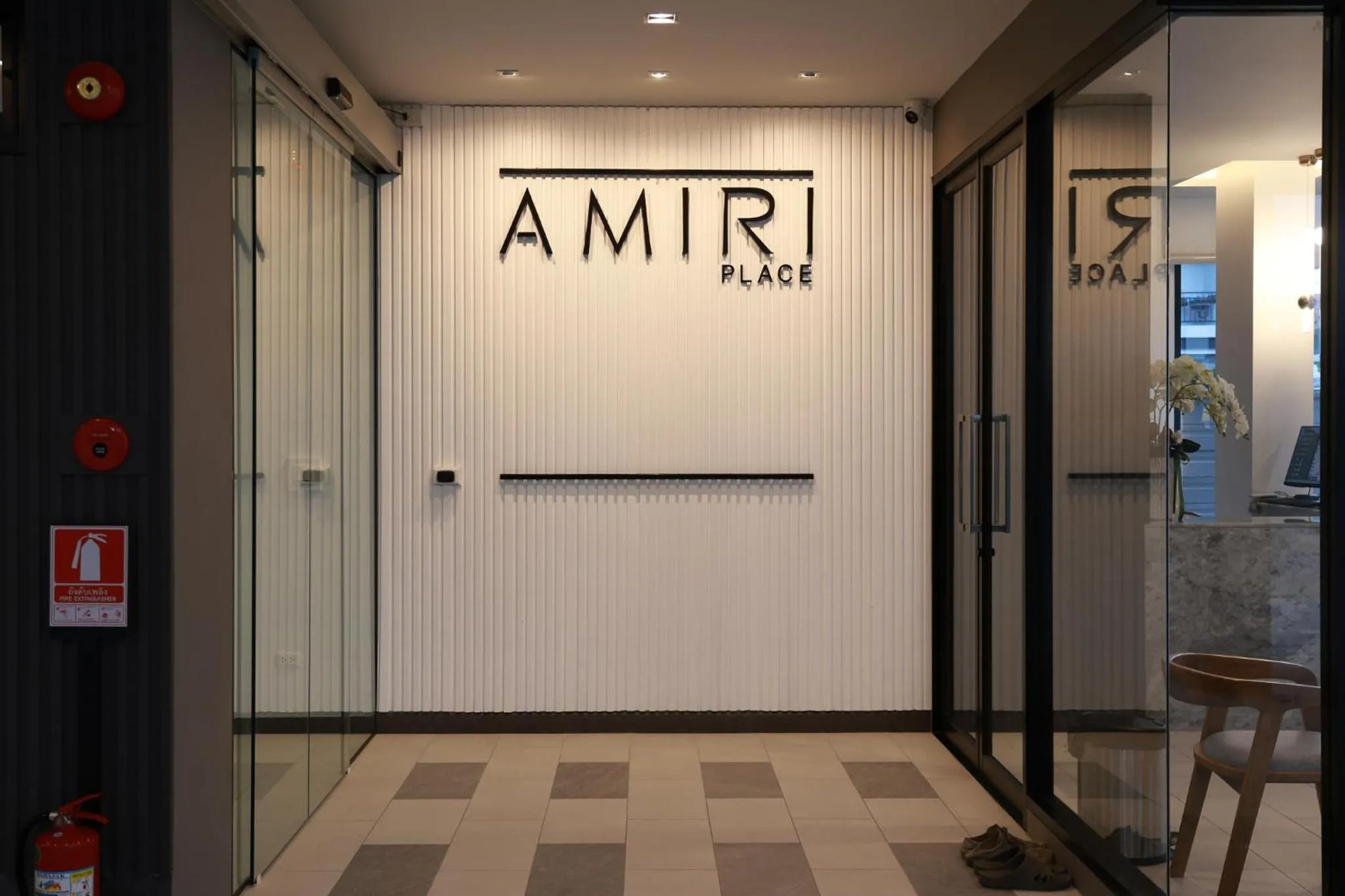 Facade/entrance in AMIRI PLACE HOTEL