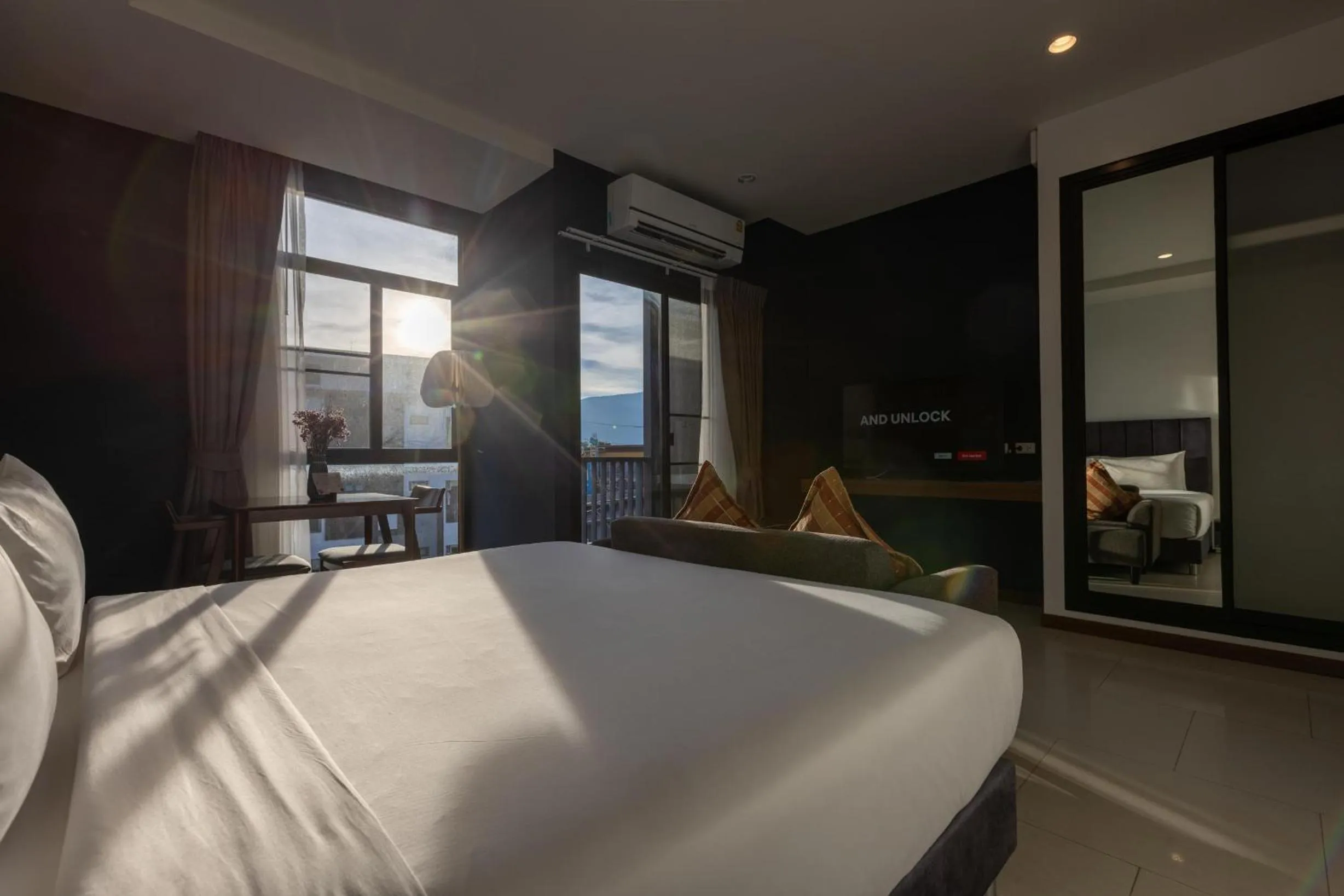 Bed in AMIRI PLACE HOTEL