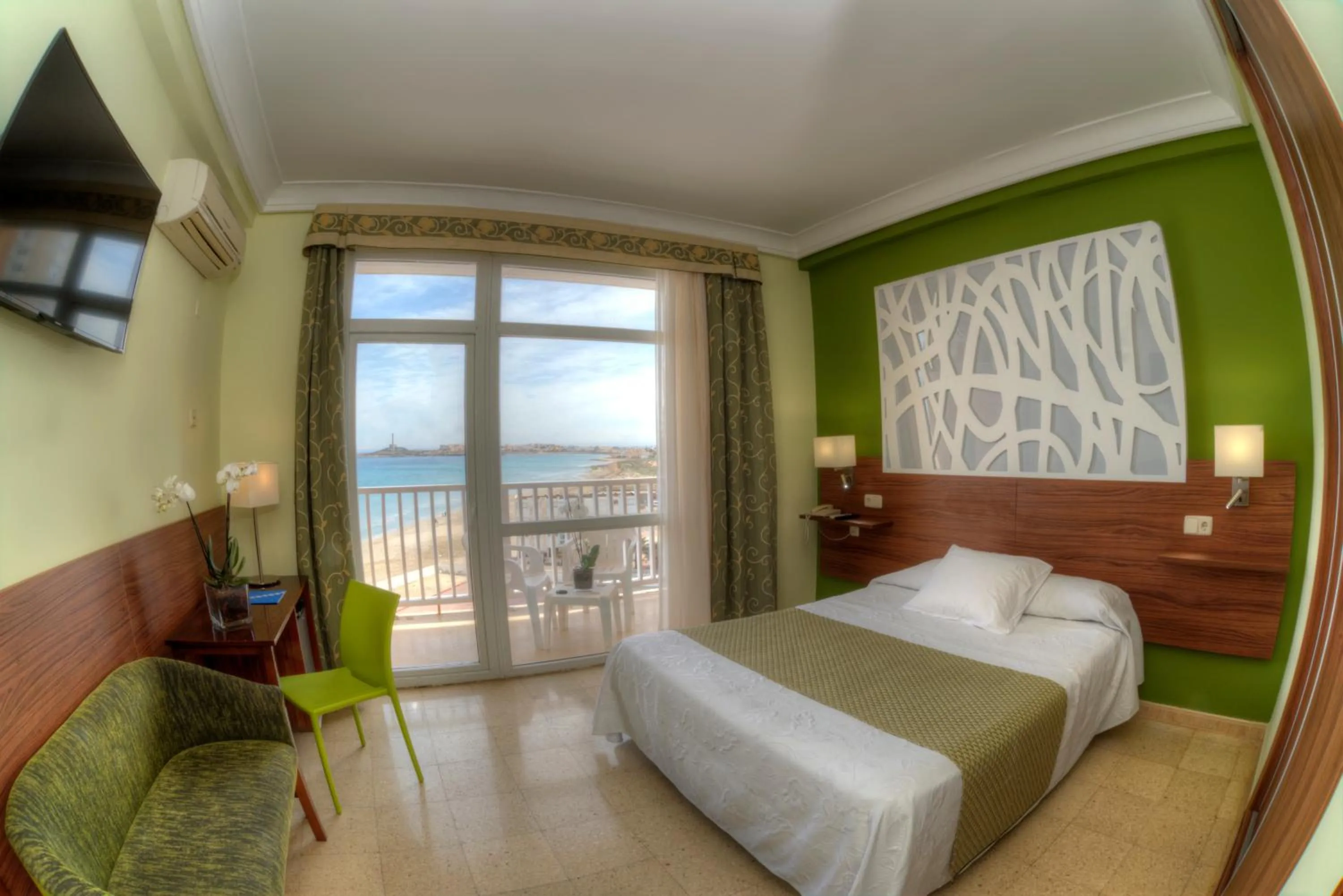 Garden, Bed in Hotel & Spa Entremares