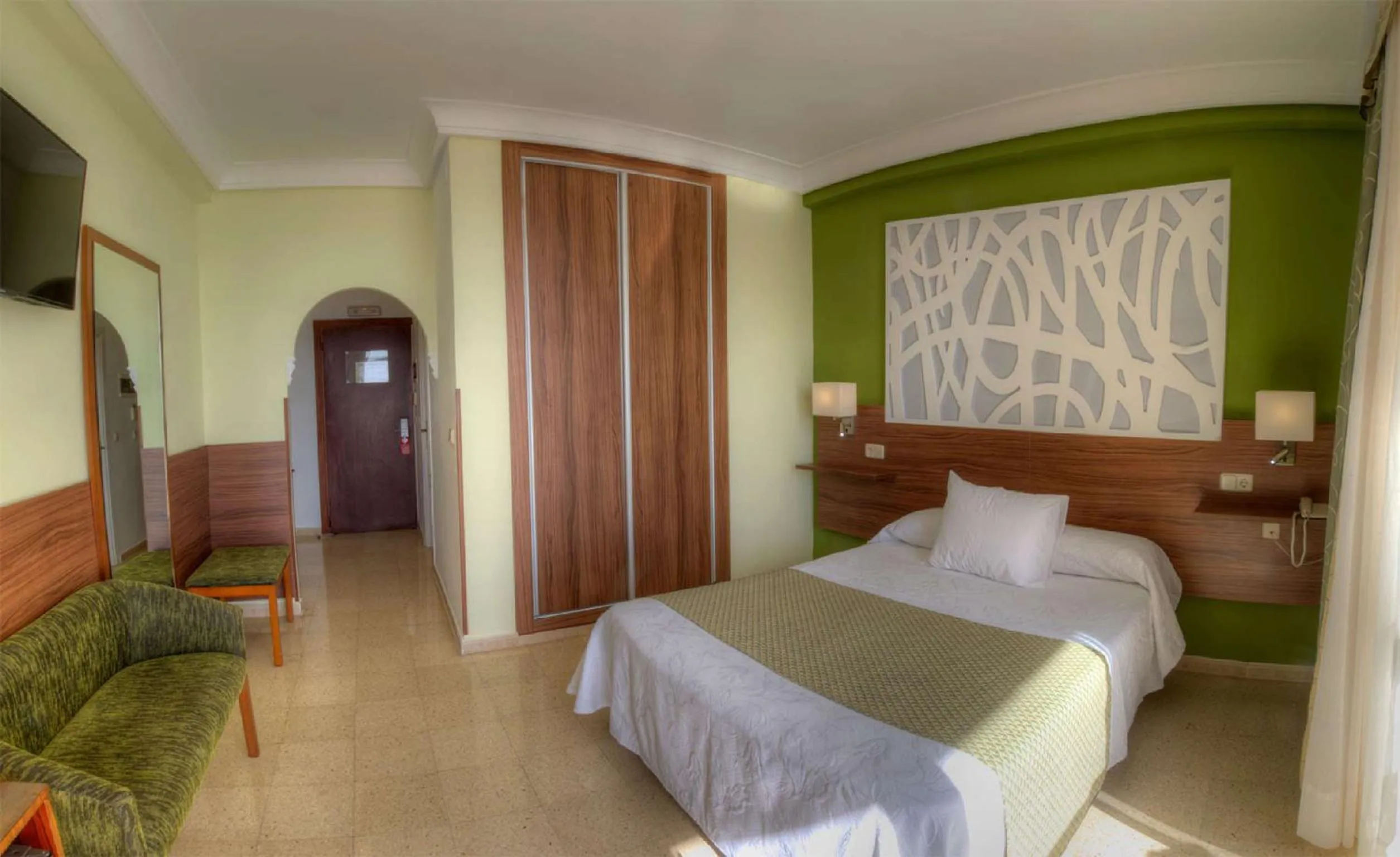 Bedroom, Bed in Hotel & Spa Entremares