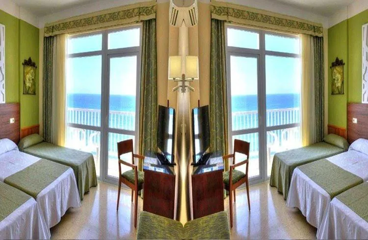 Living room, Bed in Hotel & Spa Entremares