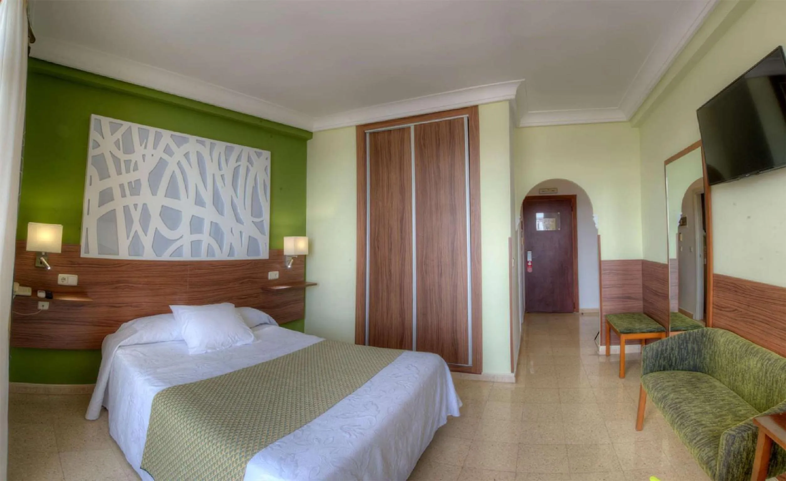 Bedroom, Bed in Hotel & Spa Entremares
