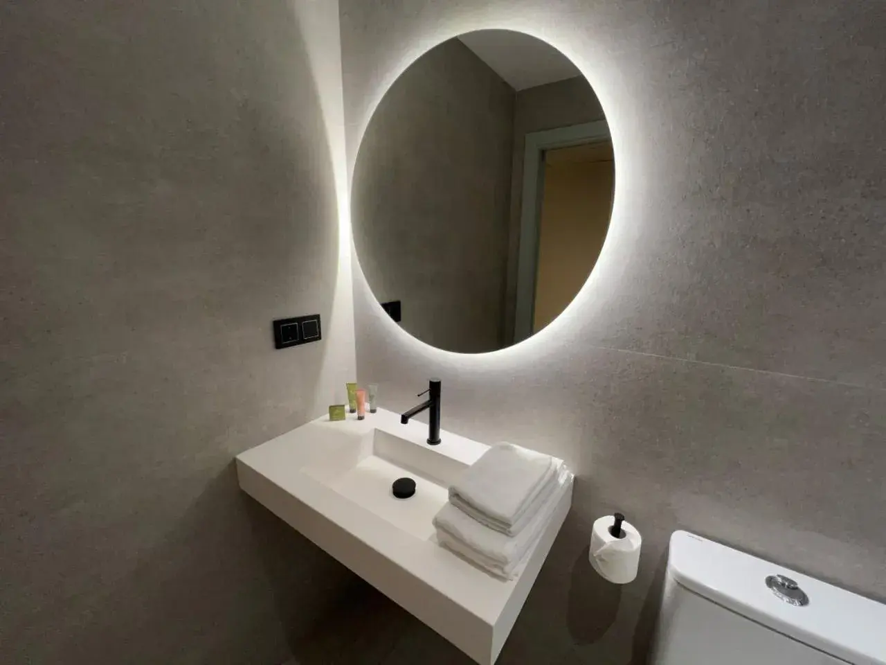 Double or Twin Room in Hotel Noy Double or Twin Room in Hotel Noy