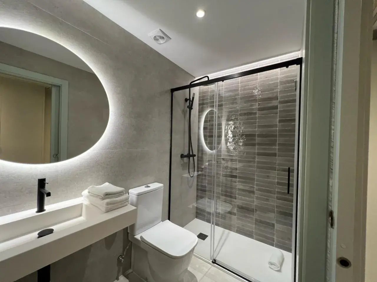 Superior Double or Twin Room with Terrace in Hotel Noy Superior Double or Twin Room with Terrace in Hotel Noy