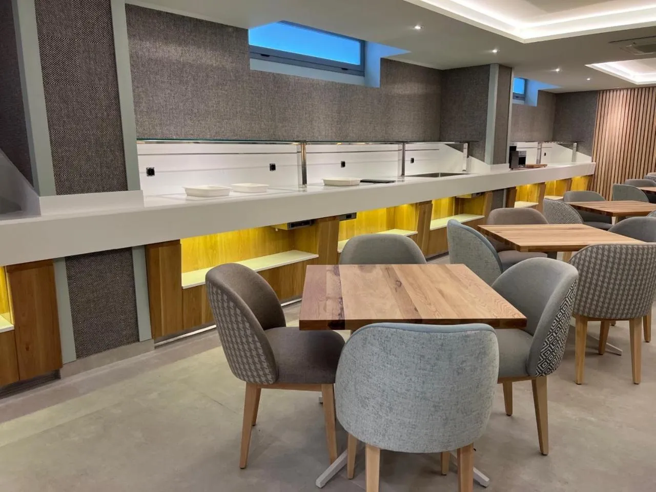 Buffet breakfast in Hotel Noy