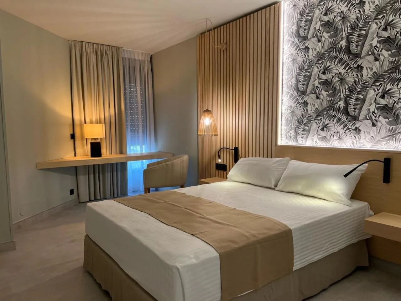 Photo of the whole room, Bed in Hotel Noy