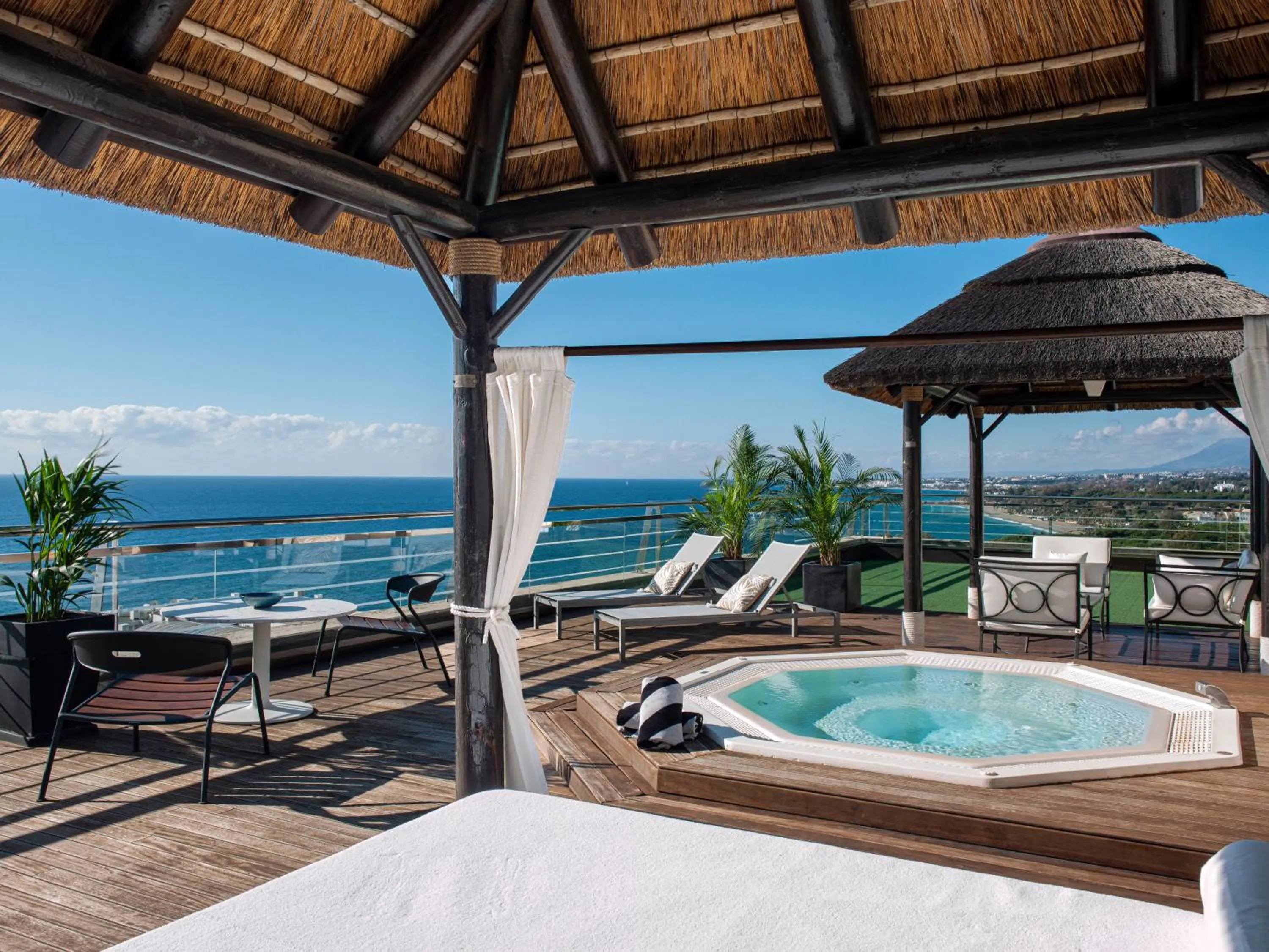 Balcony/Terrace in Hotel Don Pepe Gran Meliá