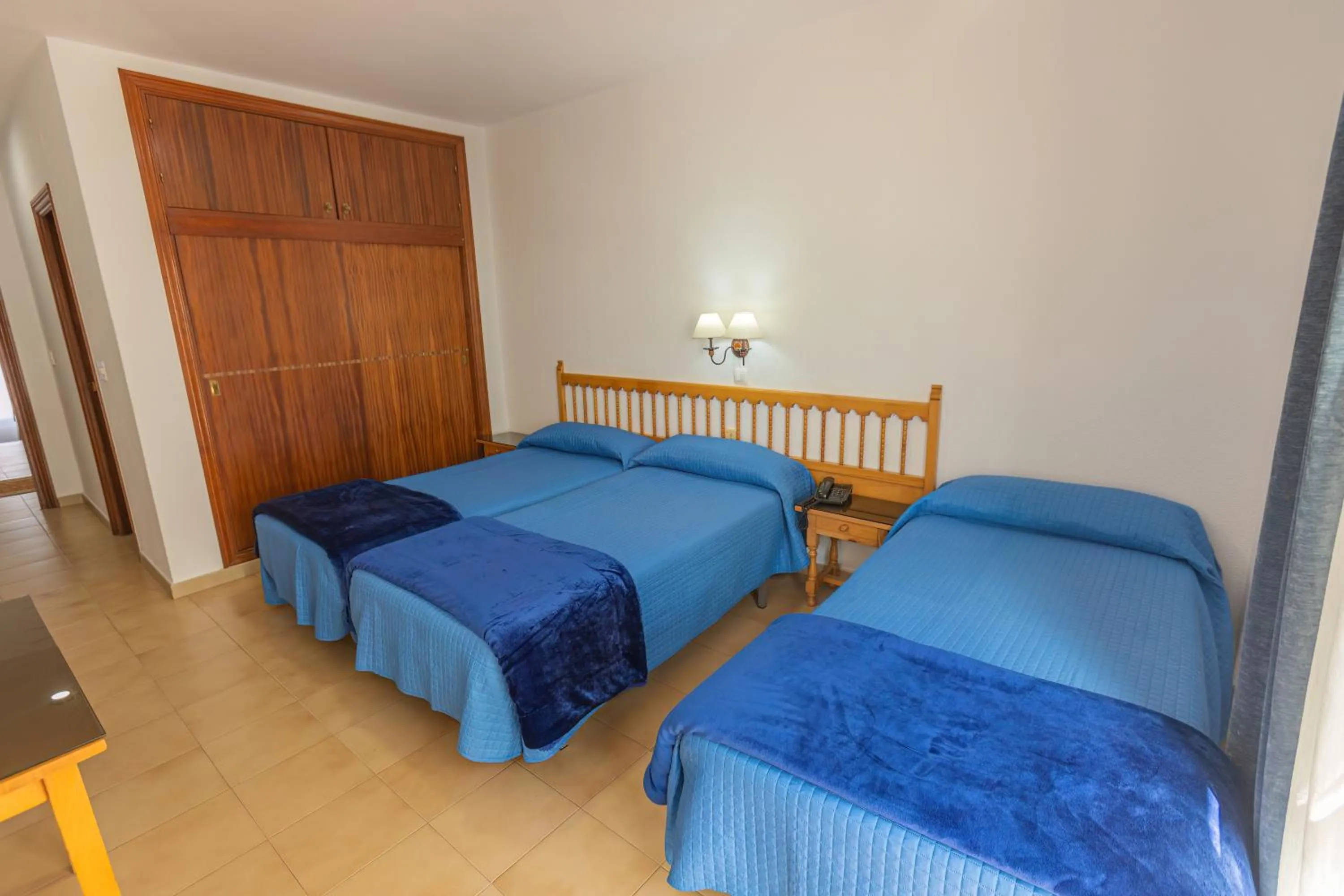 Photo of the whole room, Bed in Hotel Tres Jotas Conil