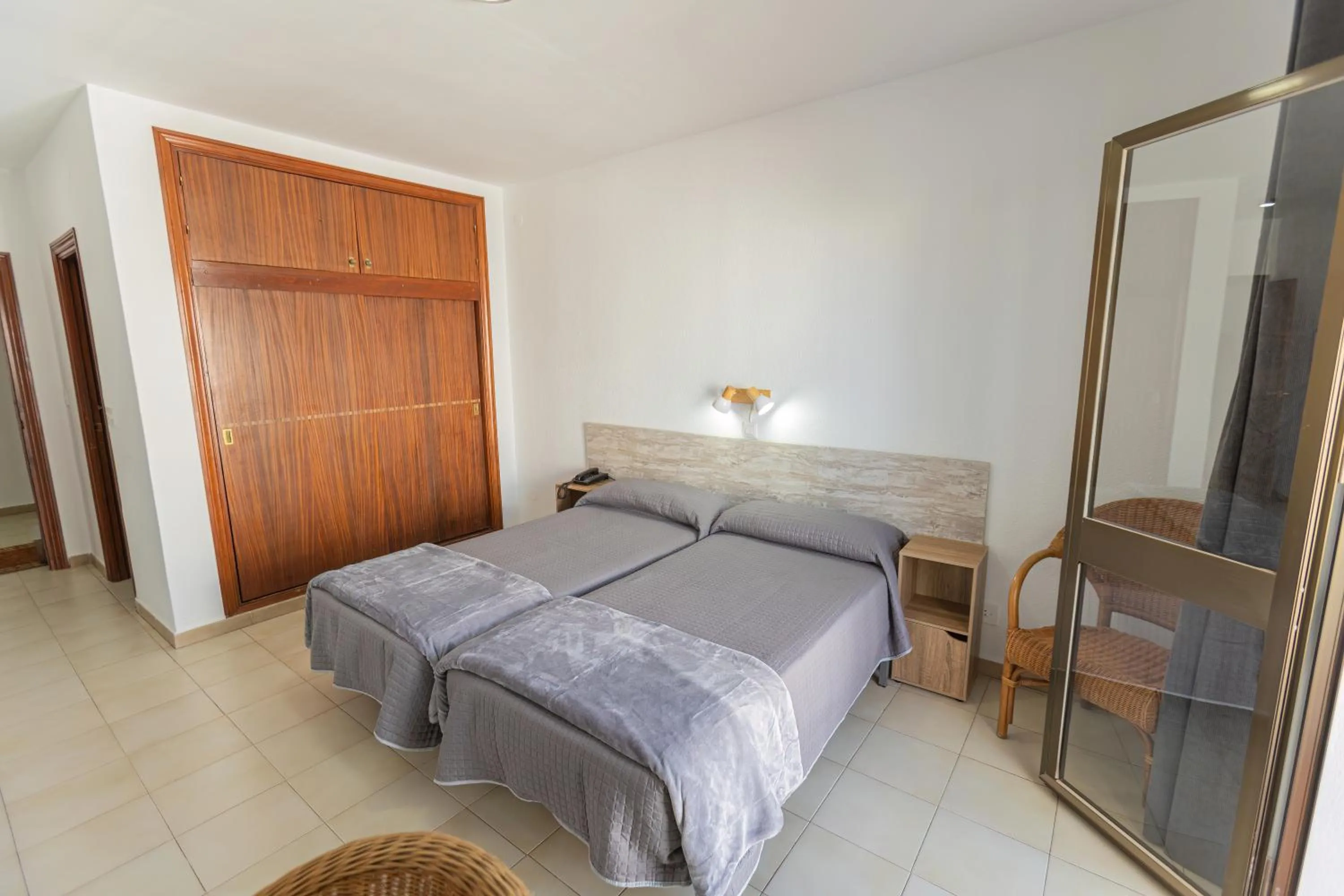 Photo of the whole room, Bed in Hotel Tres Jotas Conil