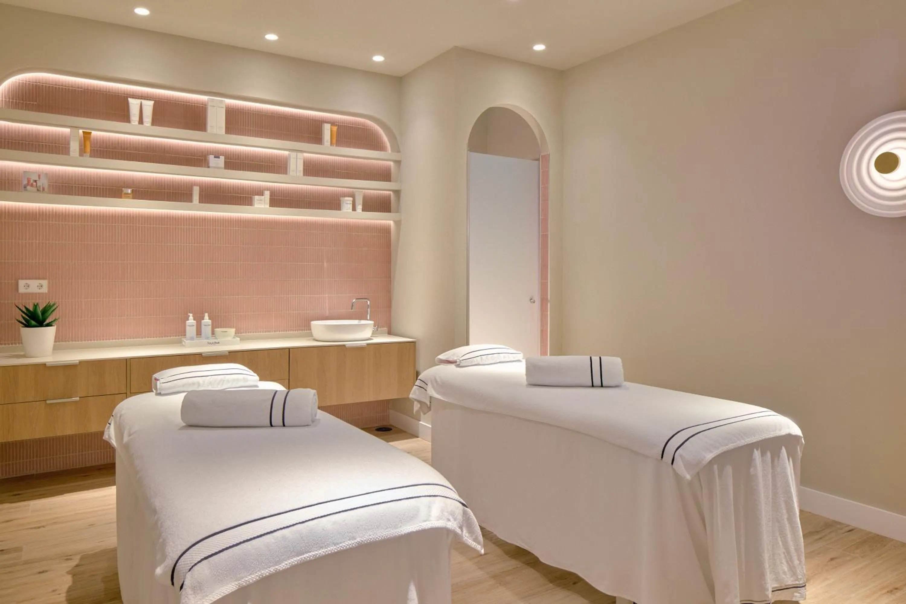 Massage, Bed in Melia Jardines del Teide - Adults Only