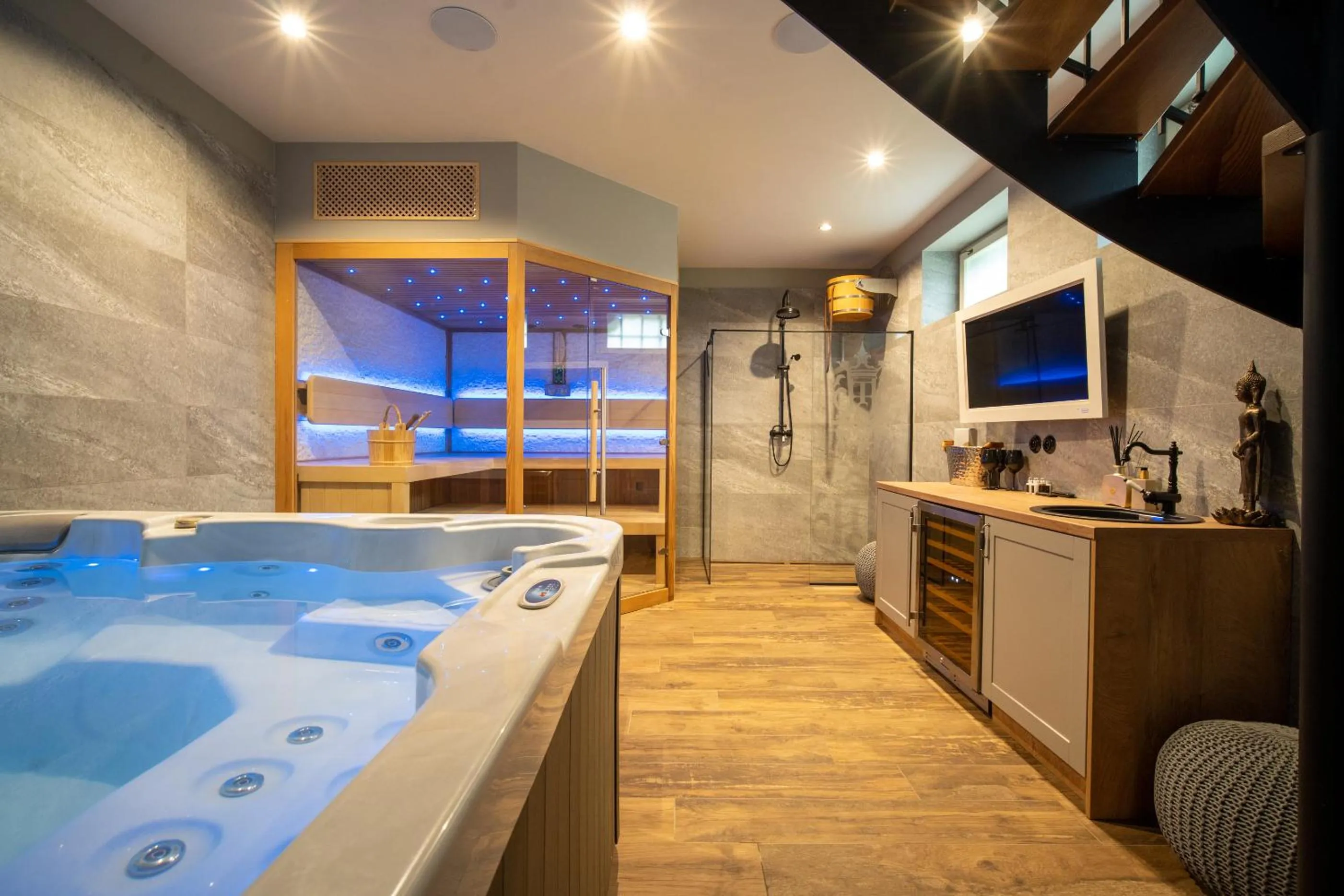 Hot Tub in Hrad Kunzov Boutique Hotel & SPA & Restaurant