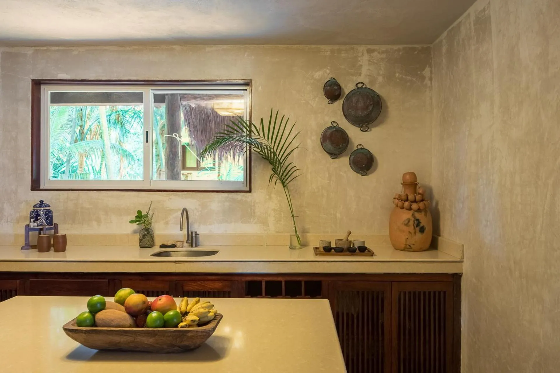 Kitchen or kitchenette in Olas Tulum
