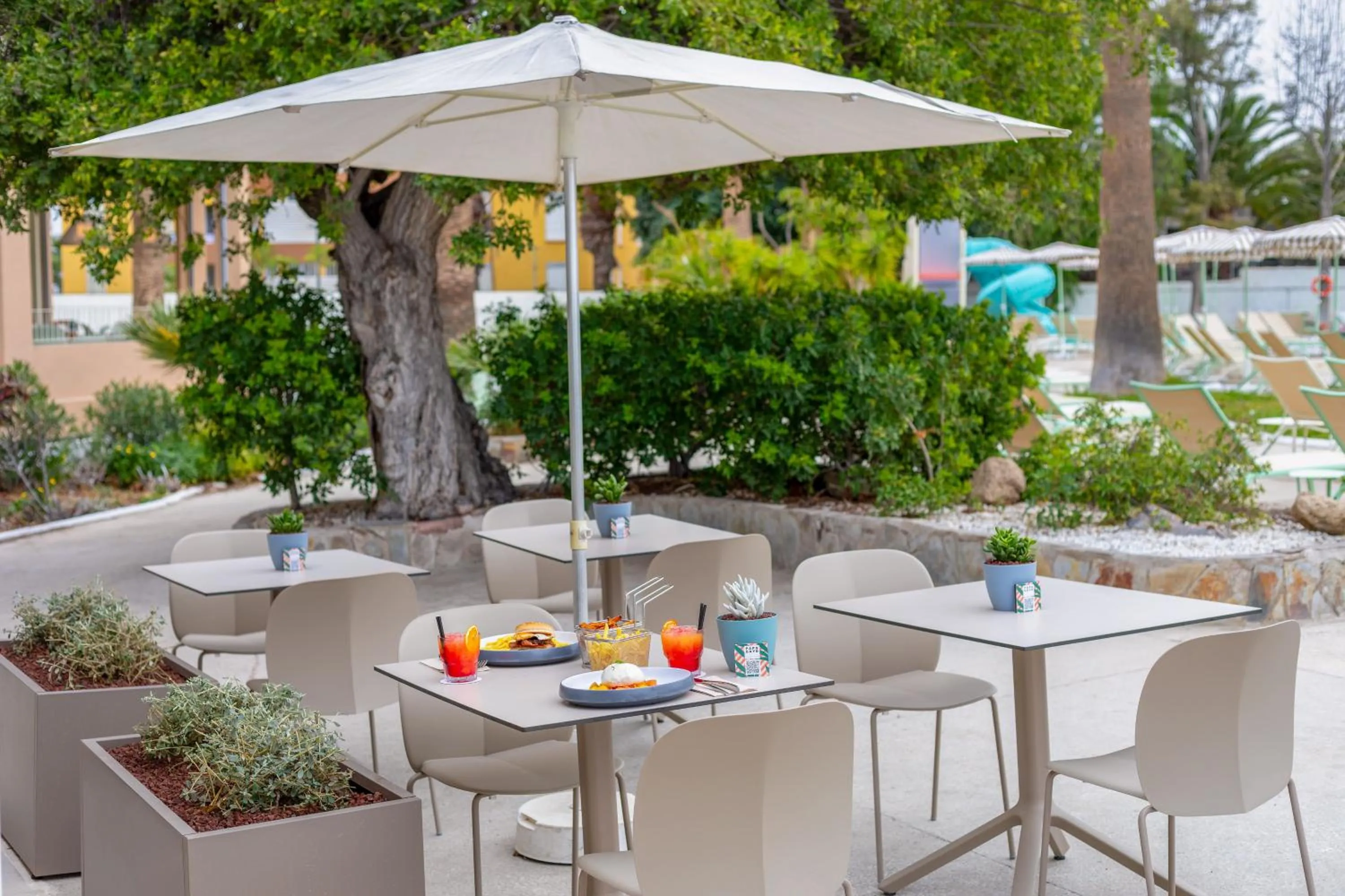 Property building in SOL Arona Tenerife