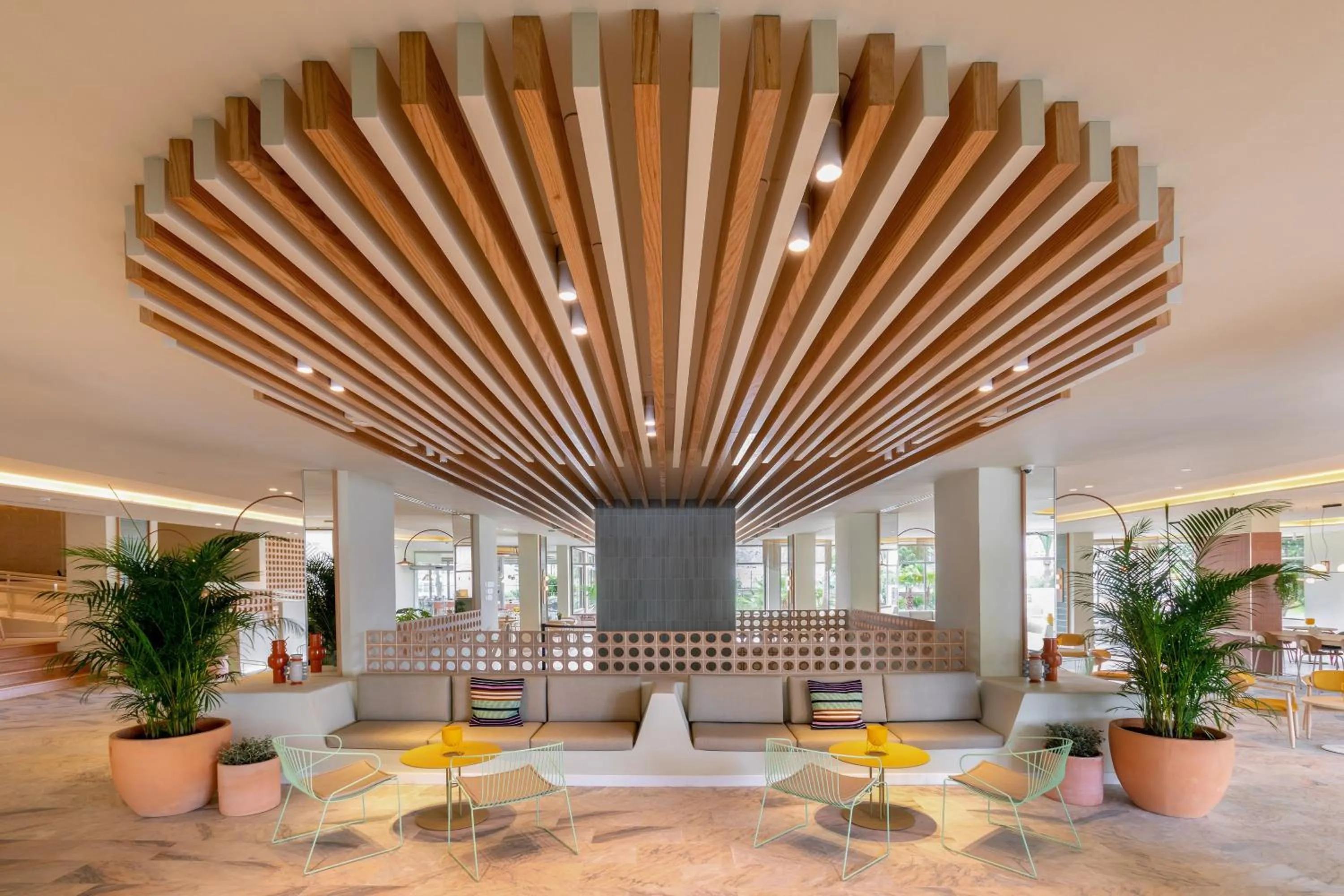 Property building in SOL Arona Tenerife