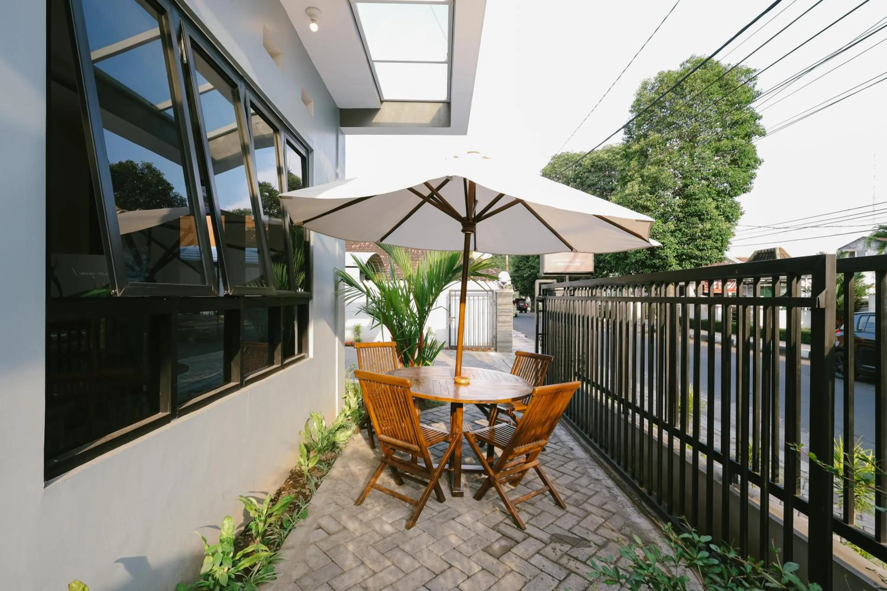 Balcony/Terrace in Urbanview B Syariah Lumajang by RedDoorz