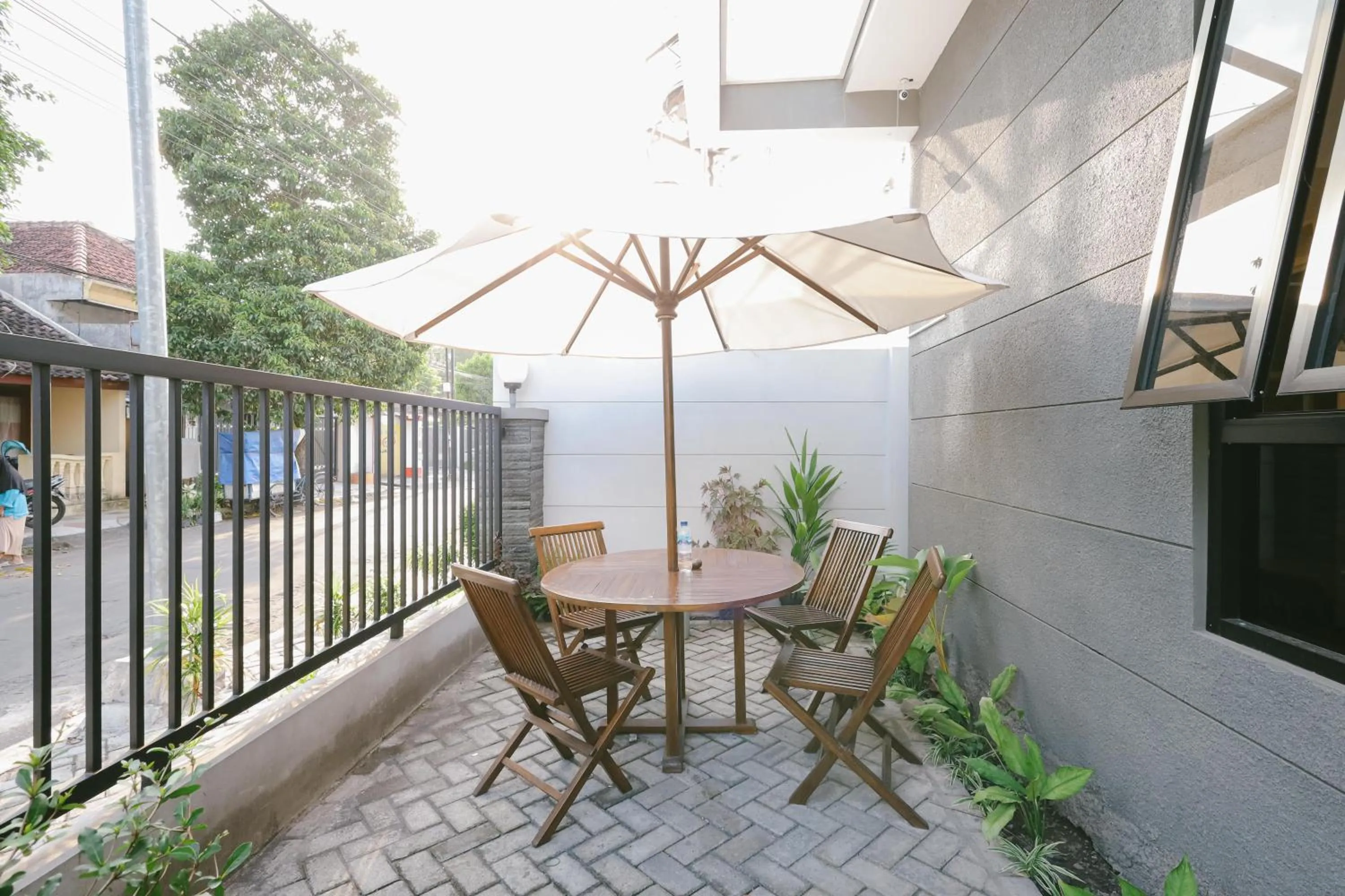 Patio in Urbanview B Syariah Lumajang by RedDoorz