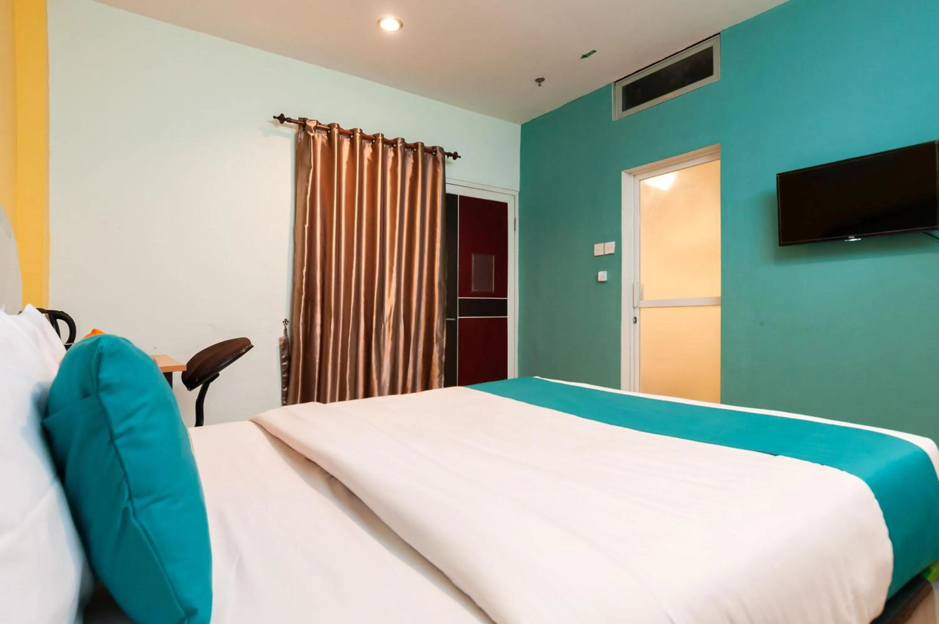 Bedroom, Bed in Sans Hotel Finest Medan