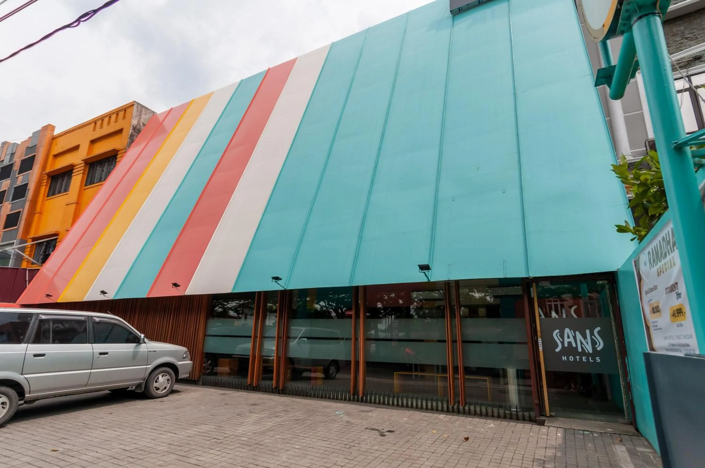 Property building in Sans Hotel Finest Medan