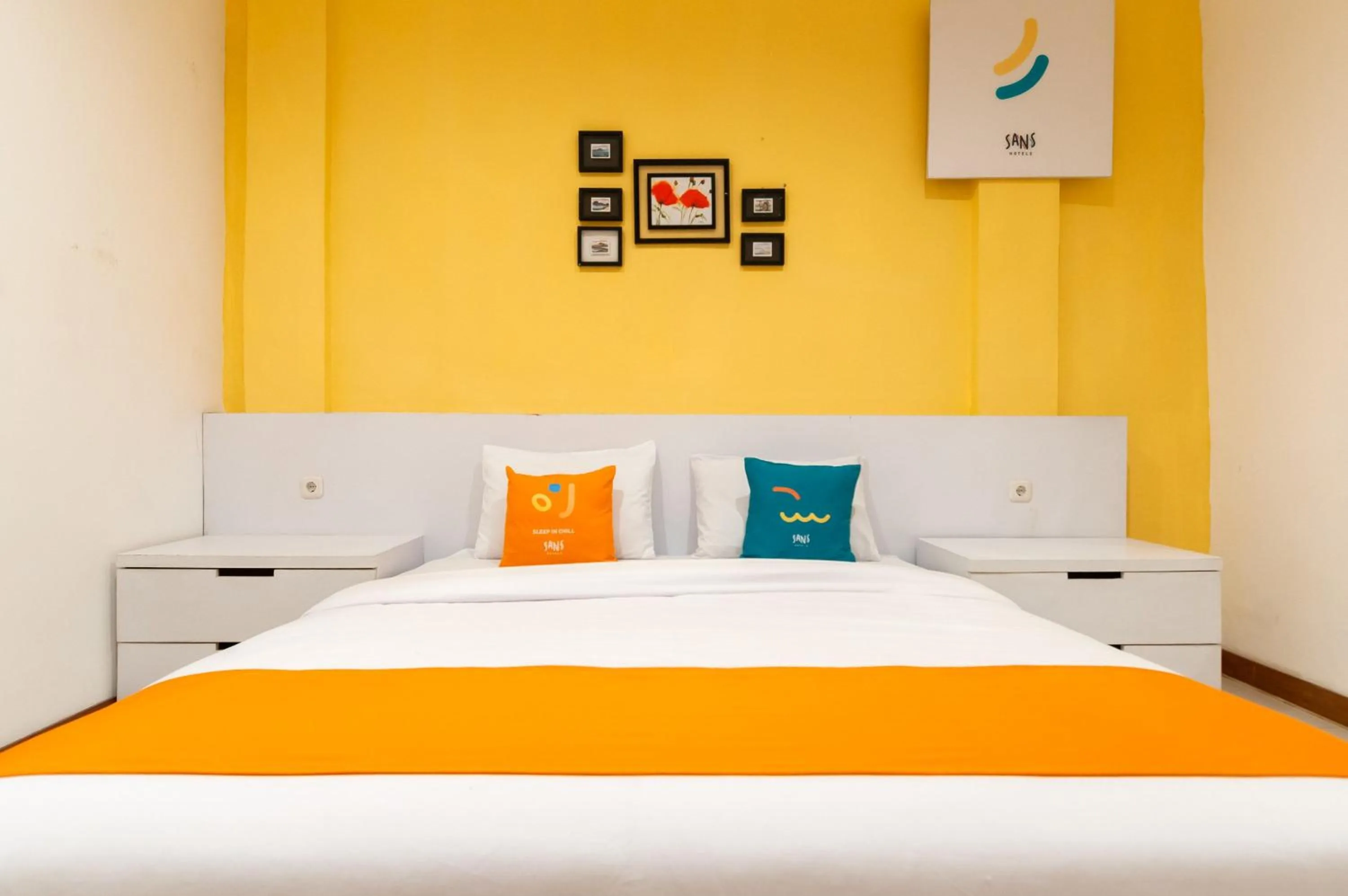 Bedroom, Bed in Sans Hotel Finest Medan