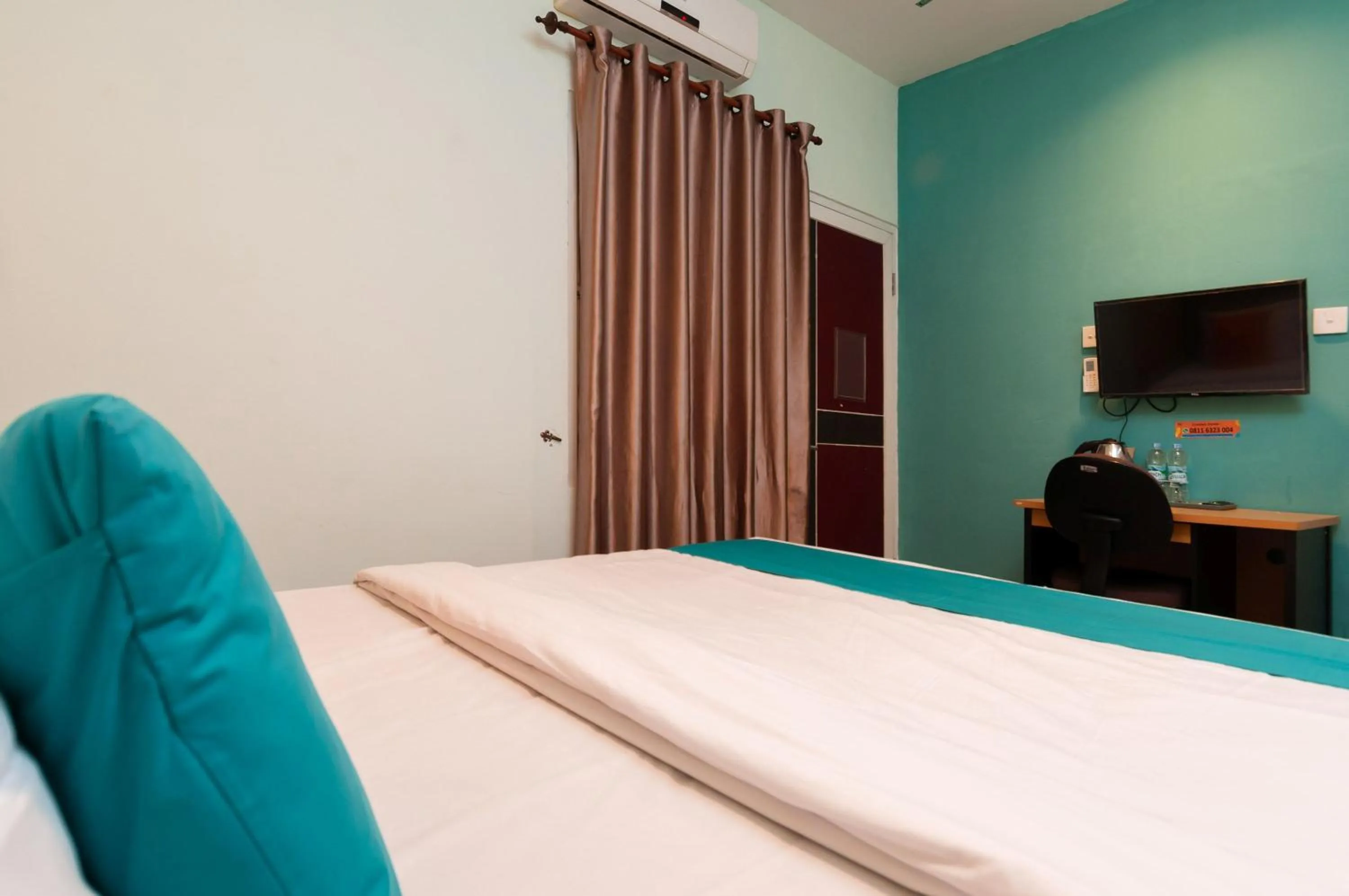 Bedroom, Bed in Sans Hotel Finest Medan