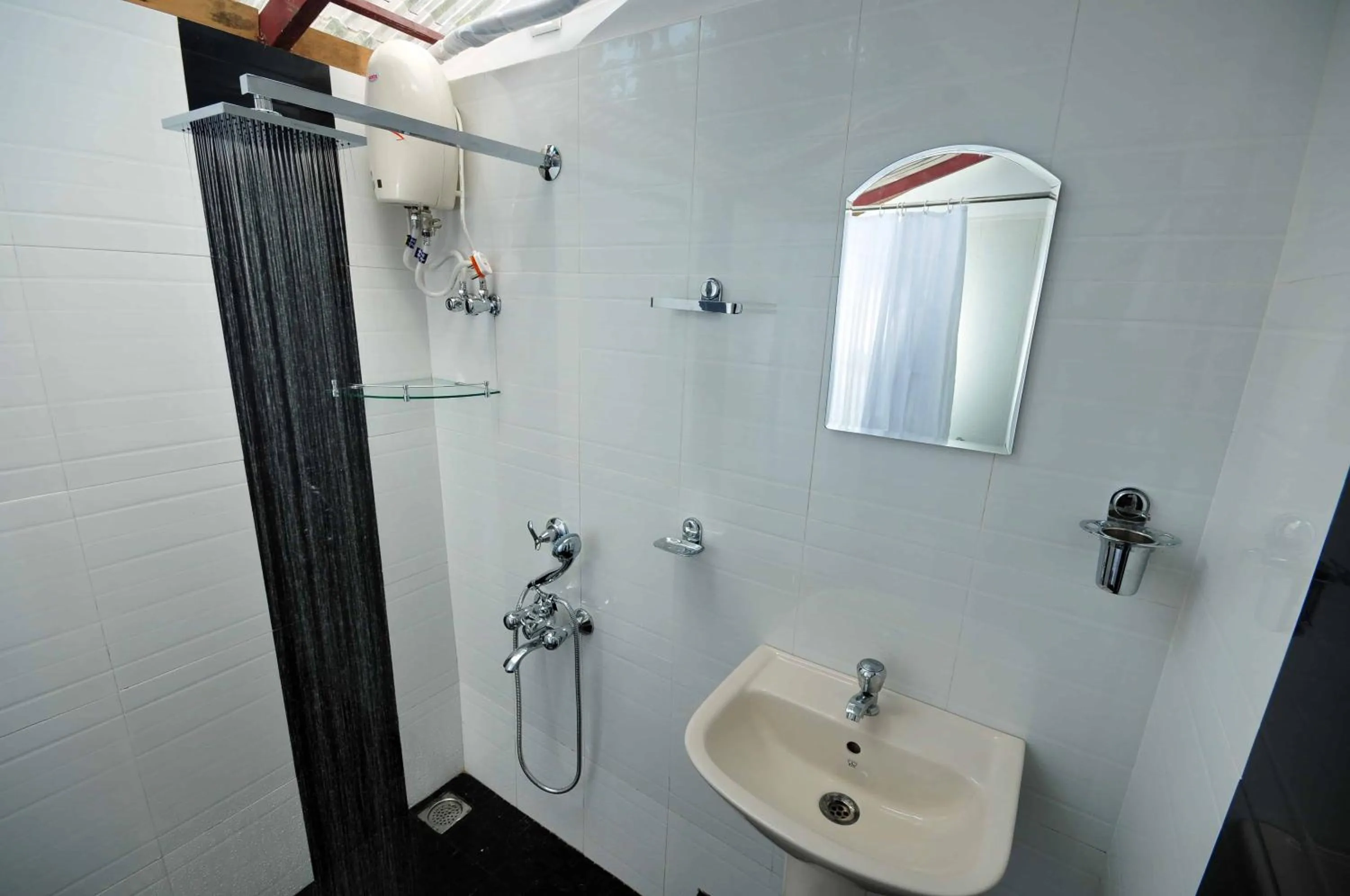 Shower in The Lake by Maat Hotels