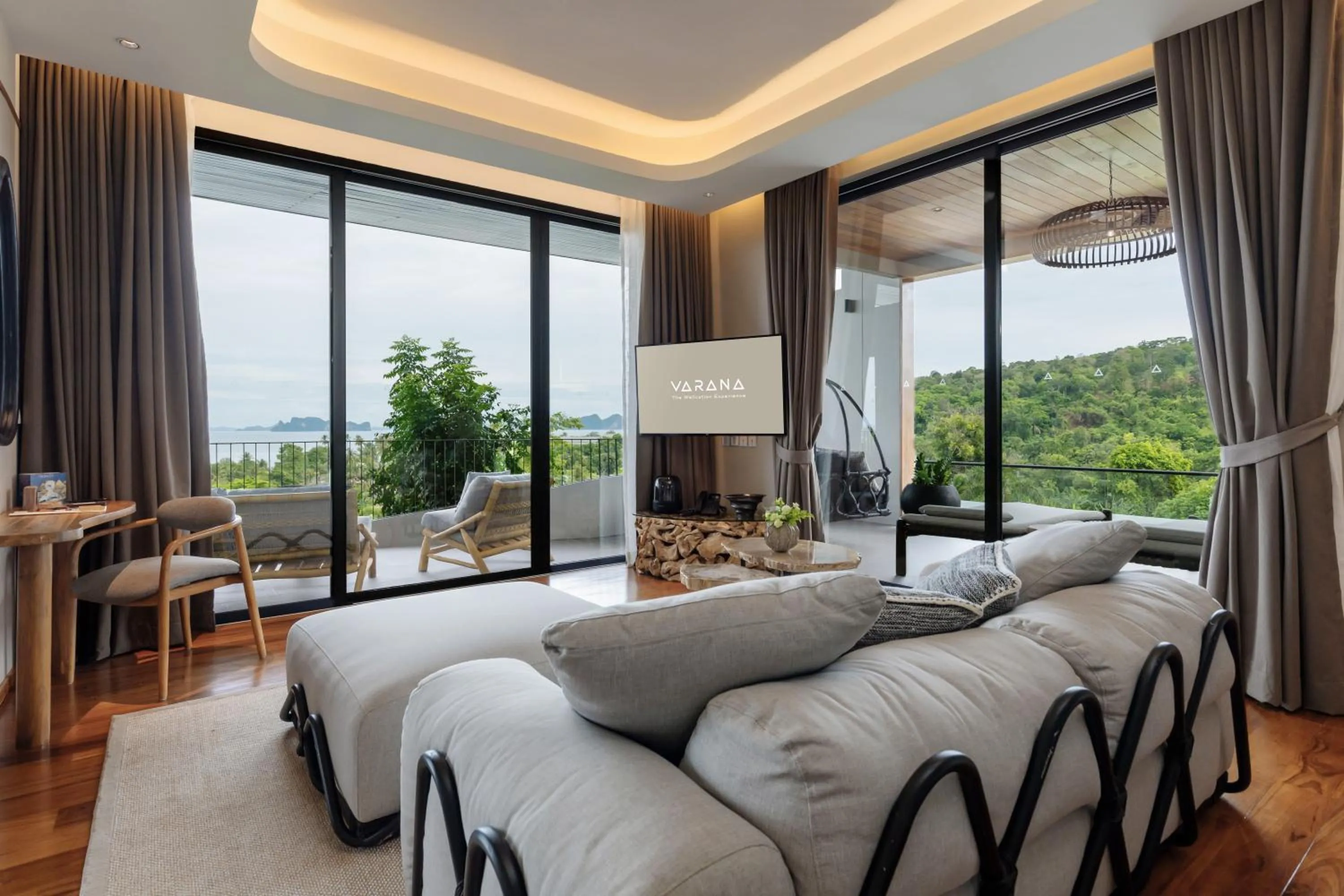 Living room, Bed in VARANA Krabi Hotel