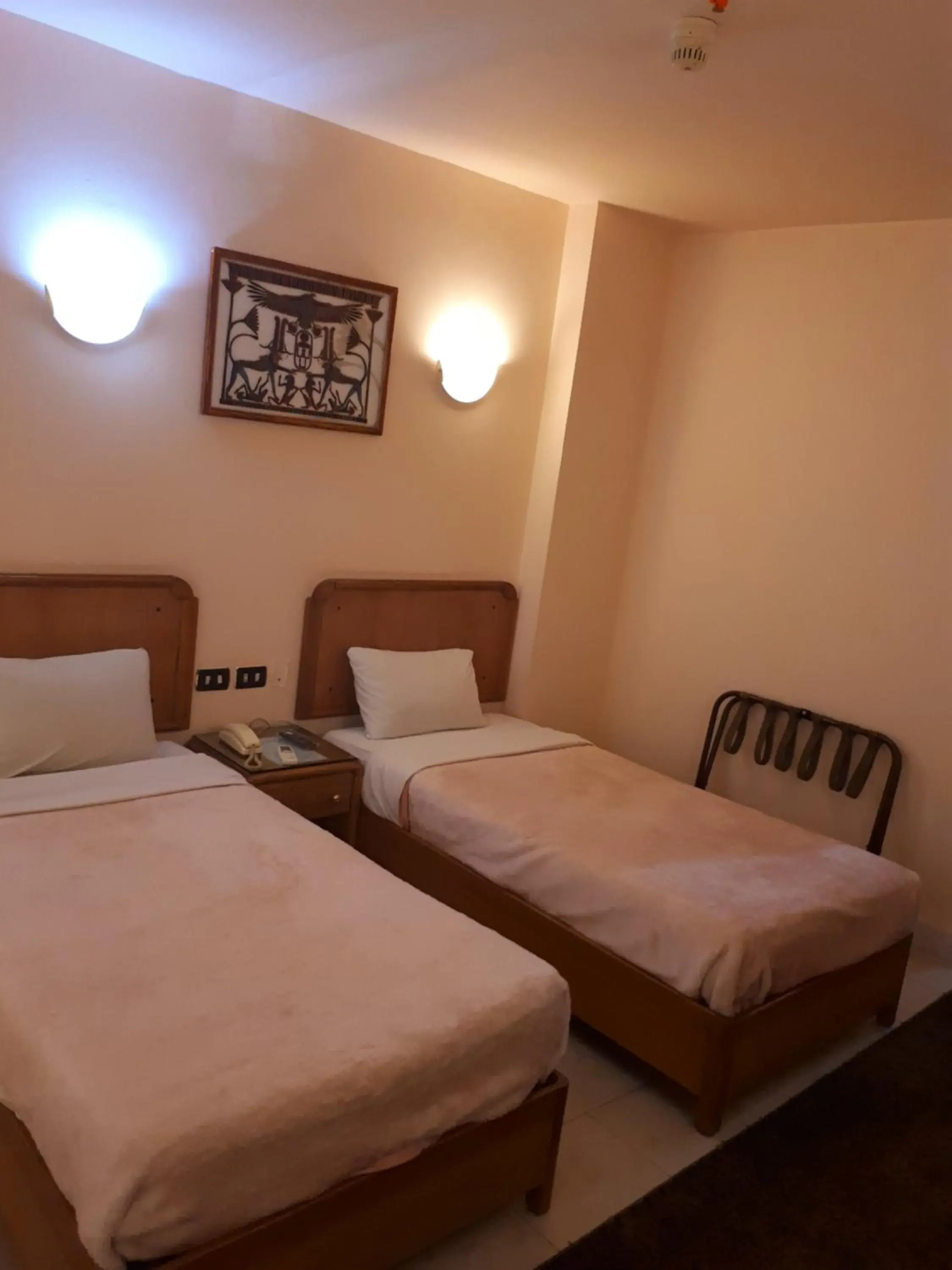 Budget Double Room - single occupancy in New Pola Hotel Budget Double Room - single occupancy in New Pola Hotel