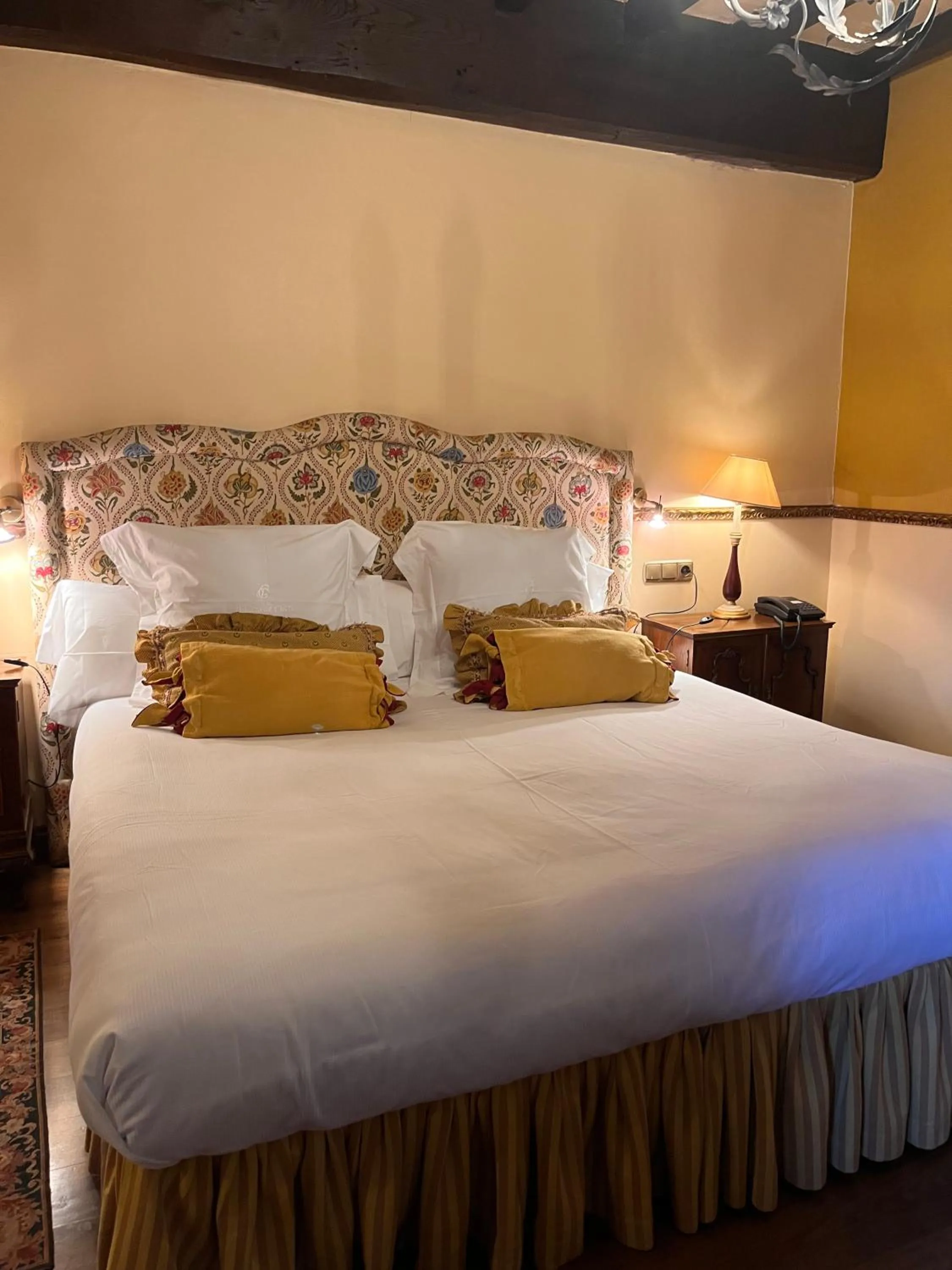 Bed in Palacio de Cutre