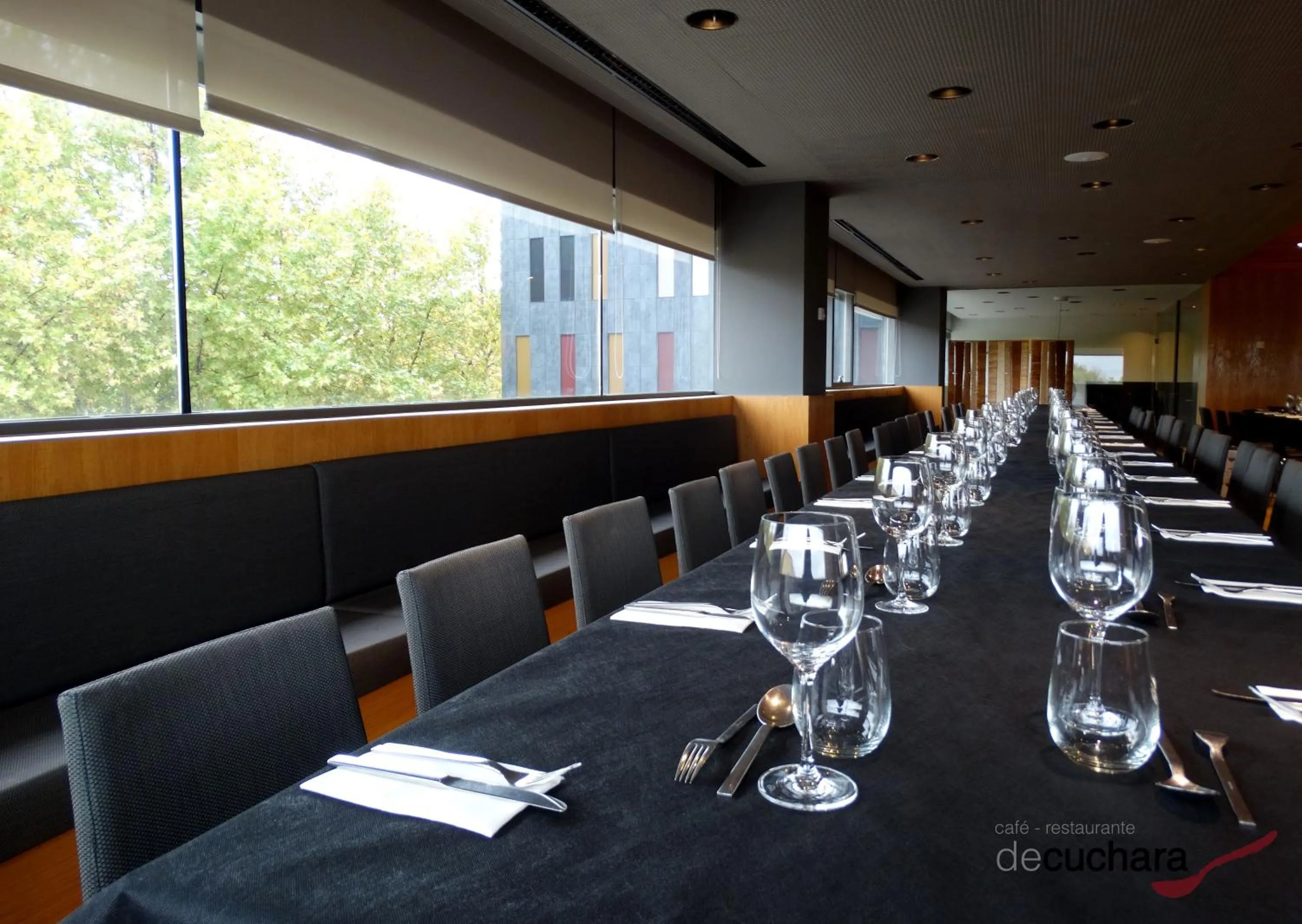 Restaurant/places to eat in Blu Hotel Almansa