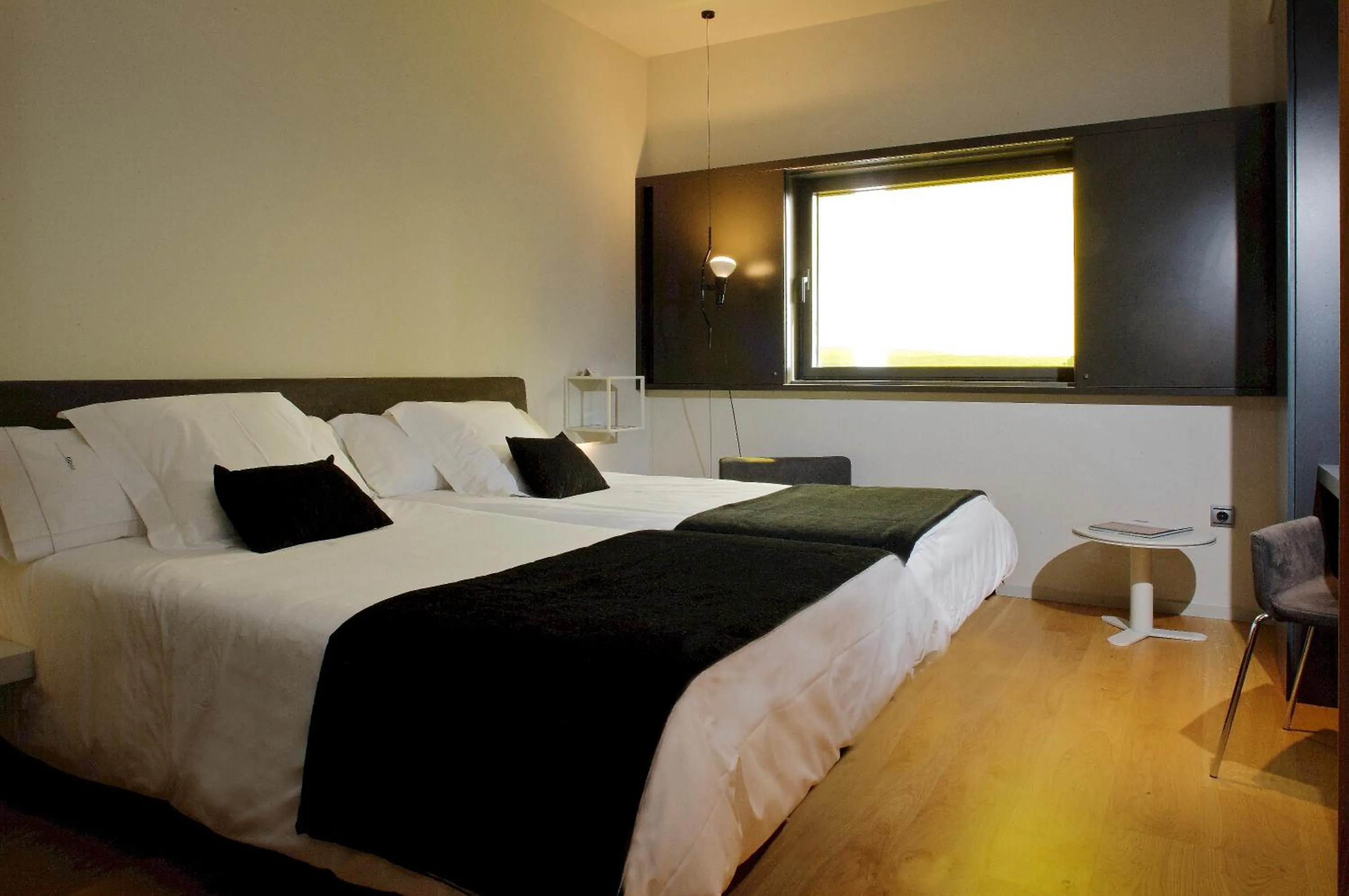 Bed in Blu Hotel Almansa