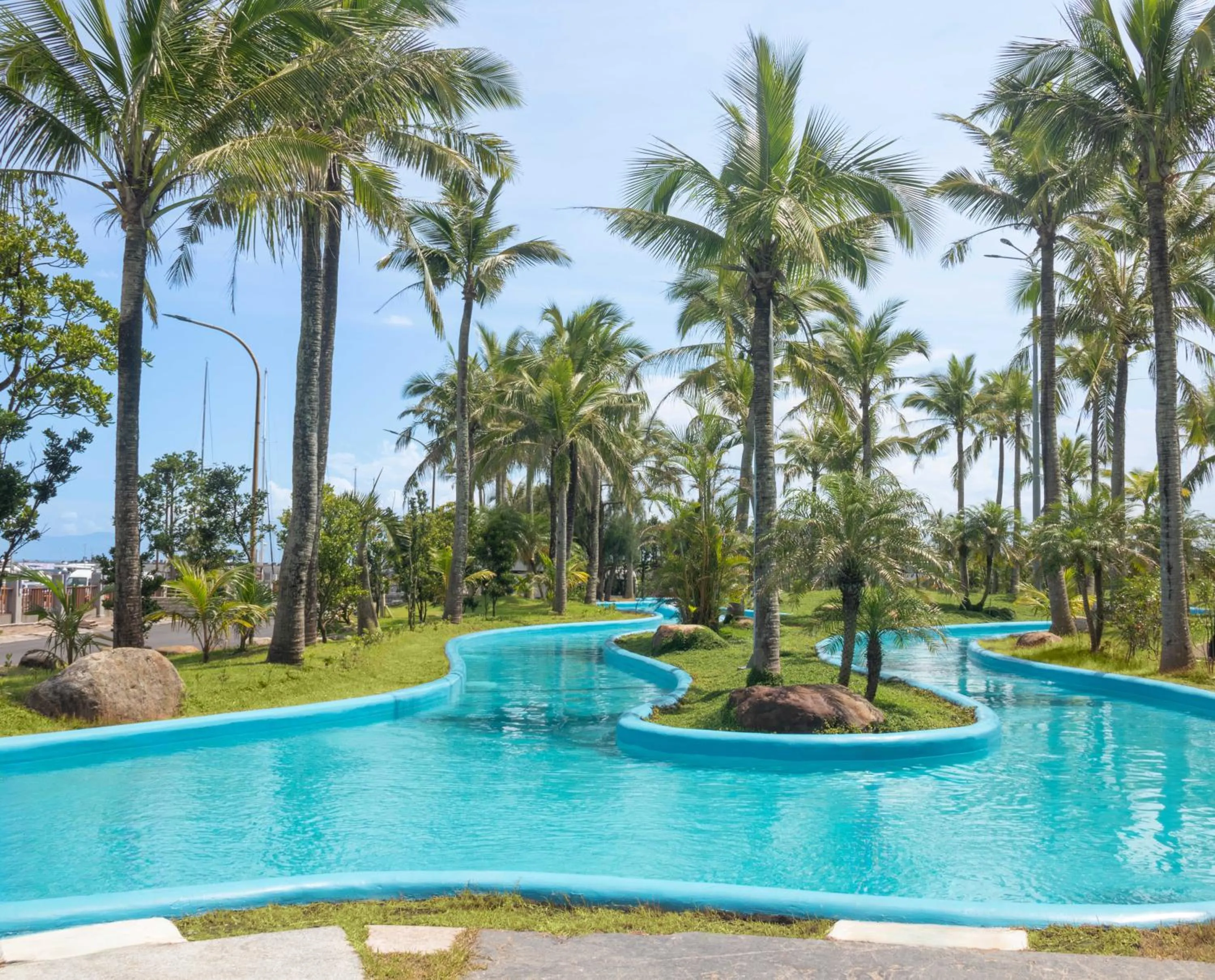 Swimming pool in The Archipelago