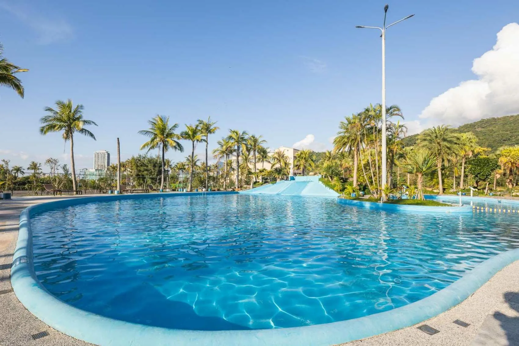 Swimming pool in The Archipelago