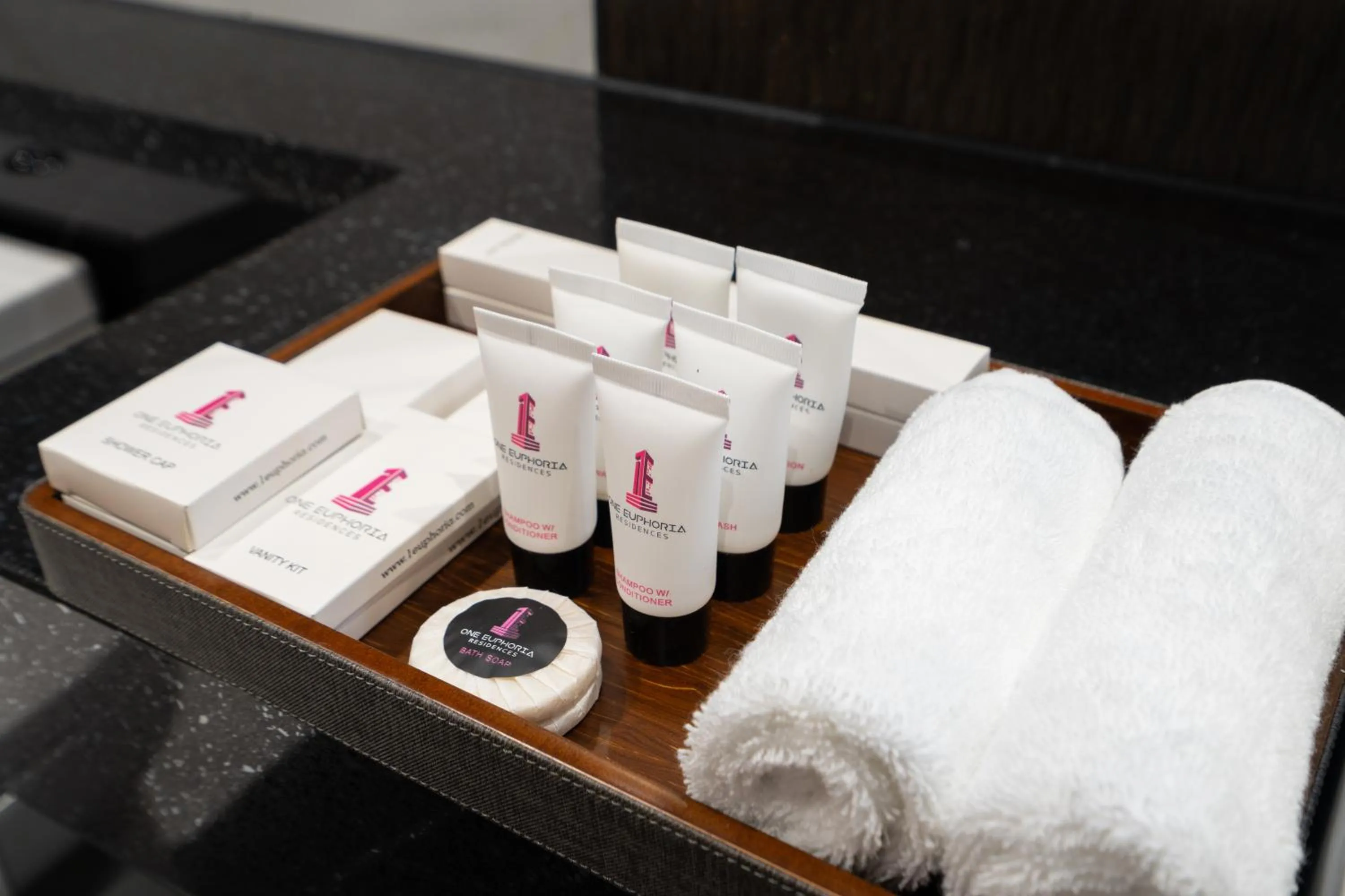 One Euphoria Luxe Hotel