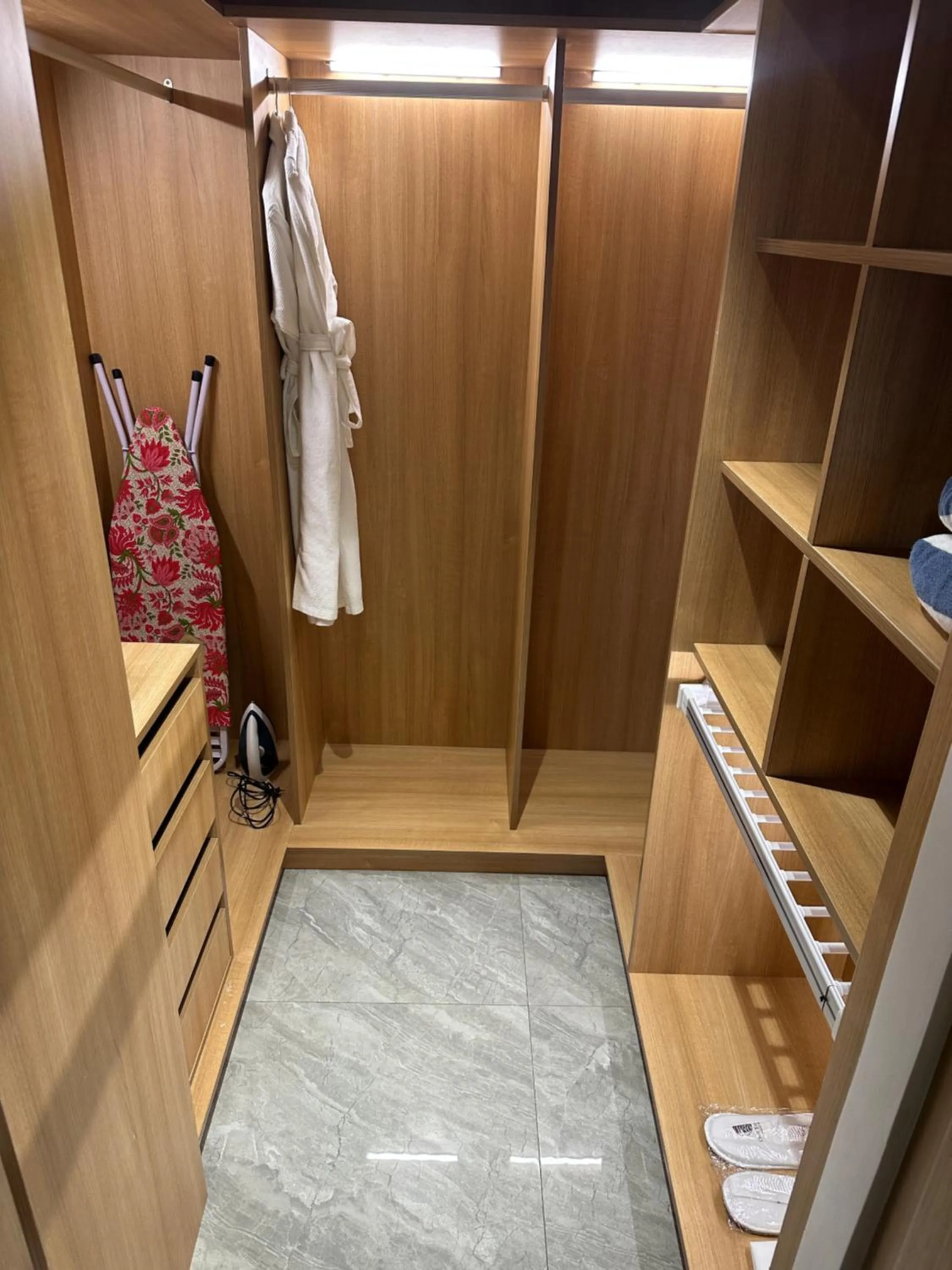 One Euphoria Luxe Hotel