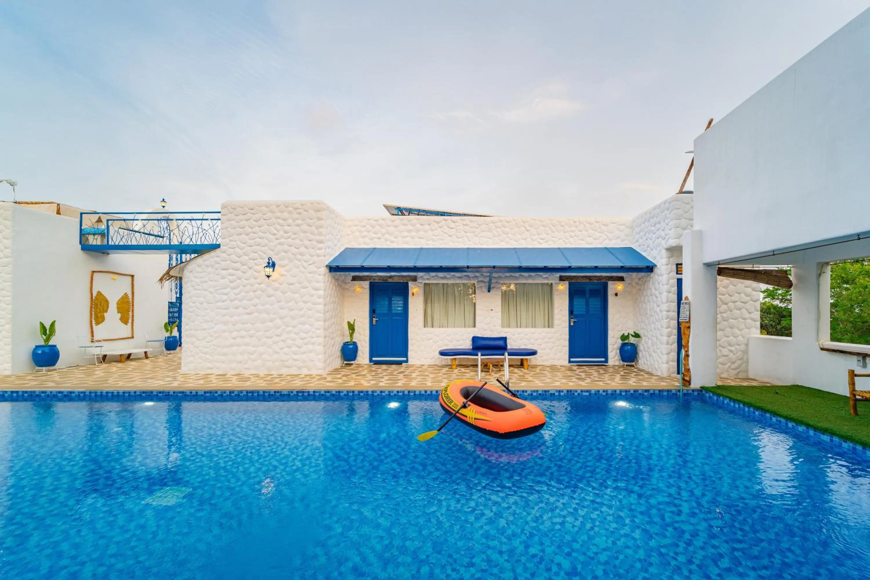 Swimming pool in Conch Resort Luxury Private Pool Suites