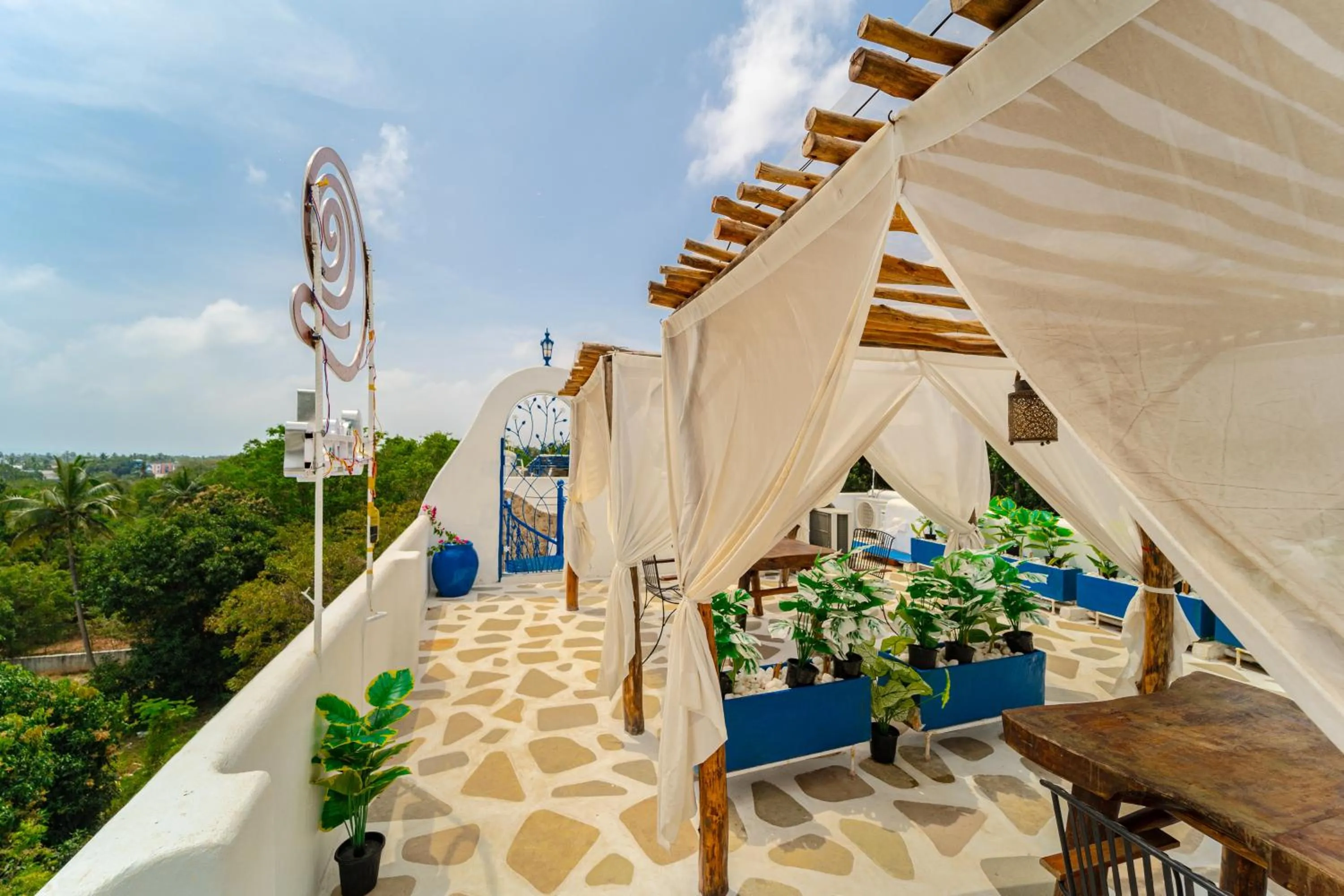 Restaurant/places to eat in Conch Resort Luxury Private Pool Suites