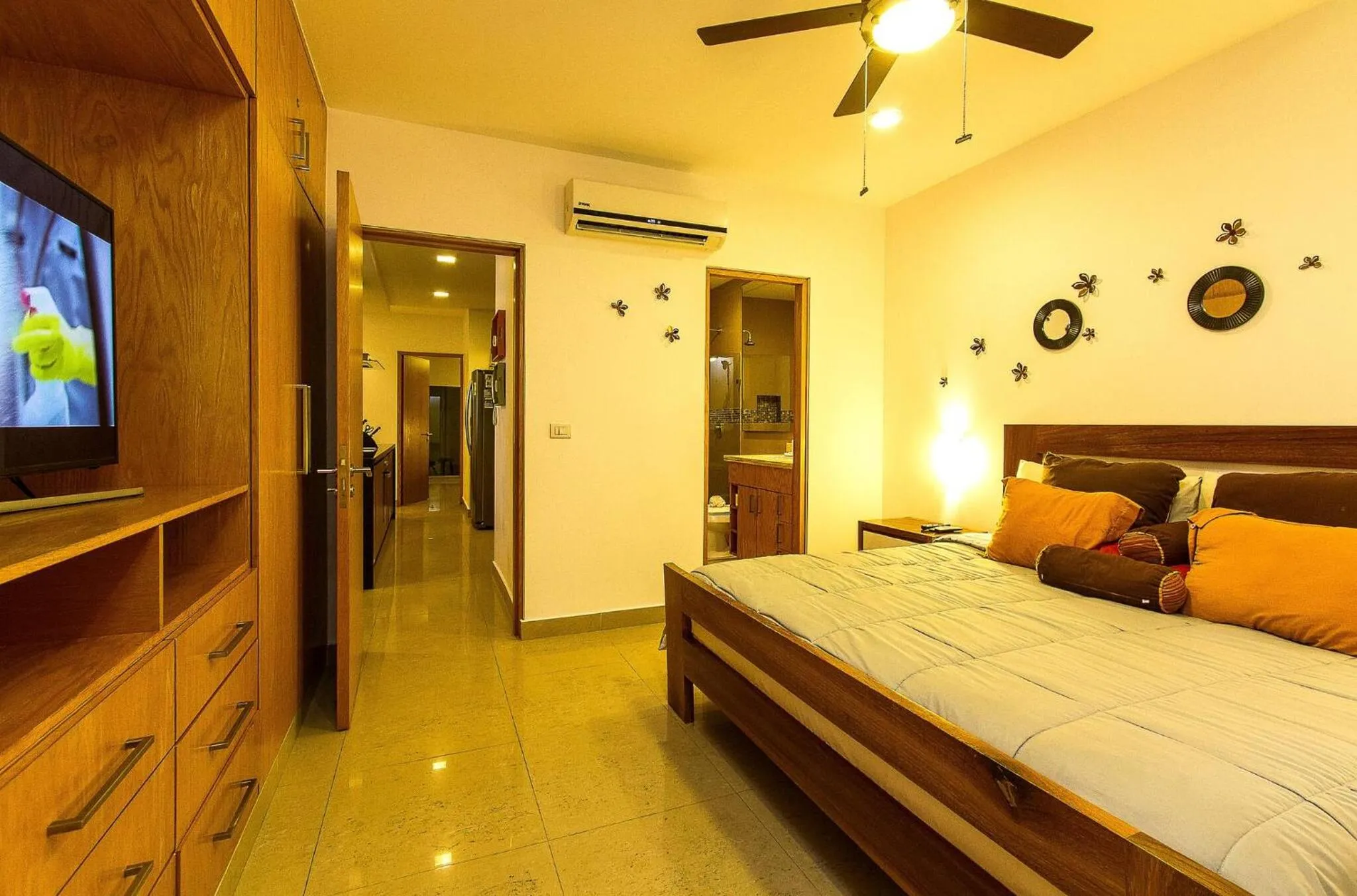 Bed in Breathtaking 2 Bedroom, Private Terrace - Bbq