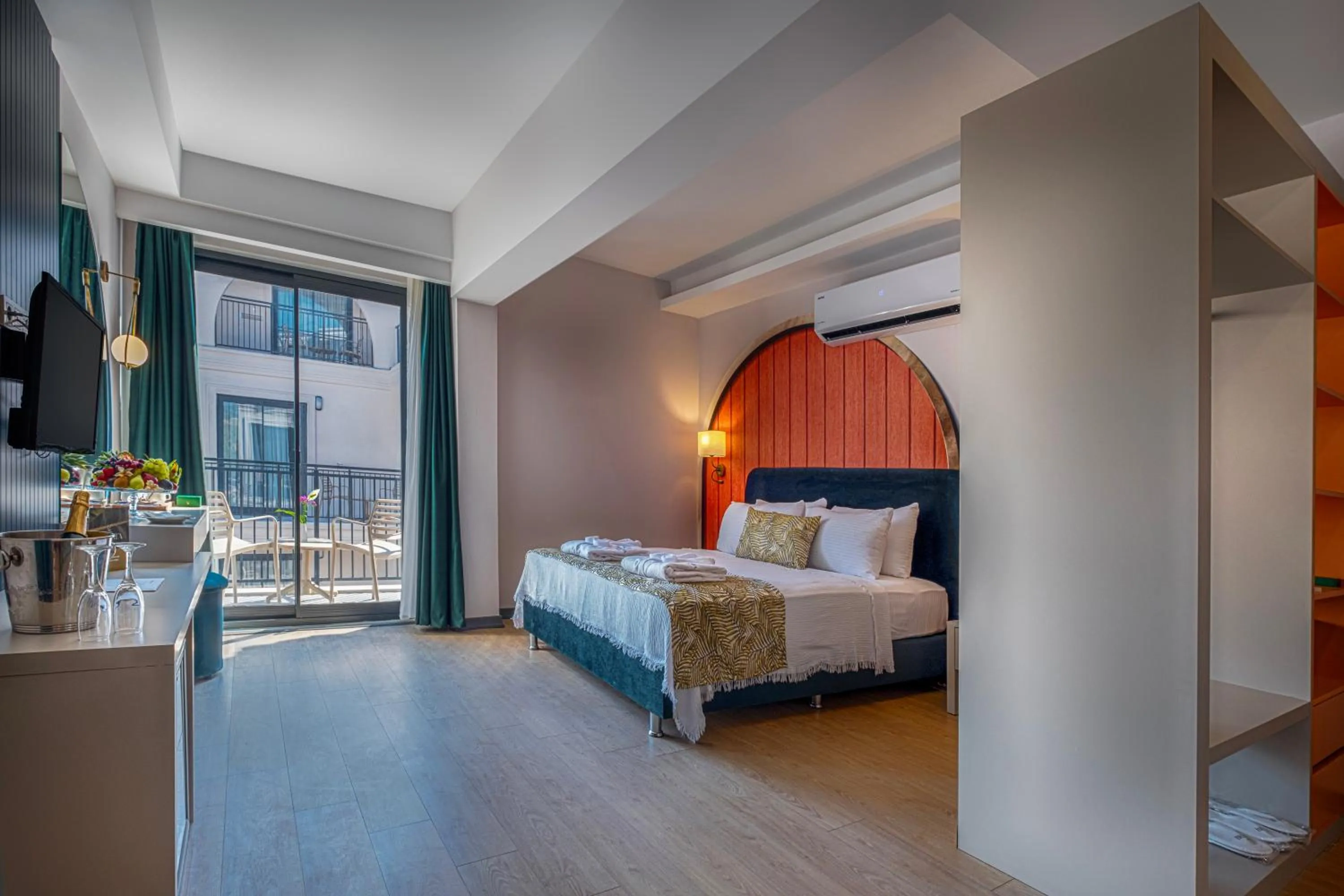 Bed in La Benata Beach Hotel