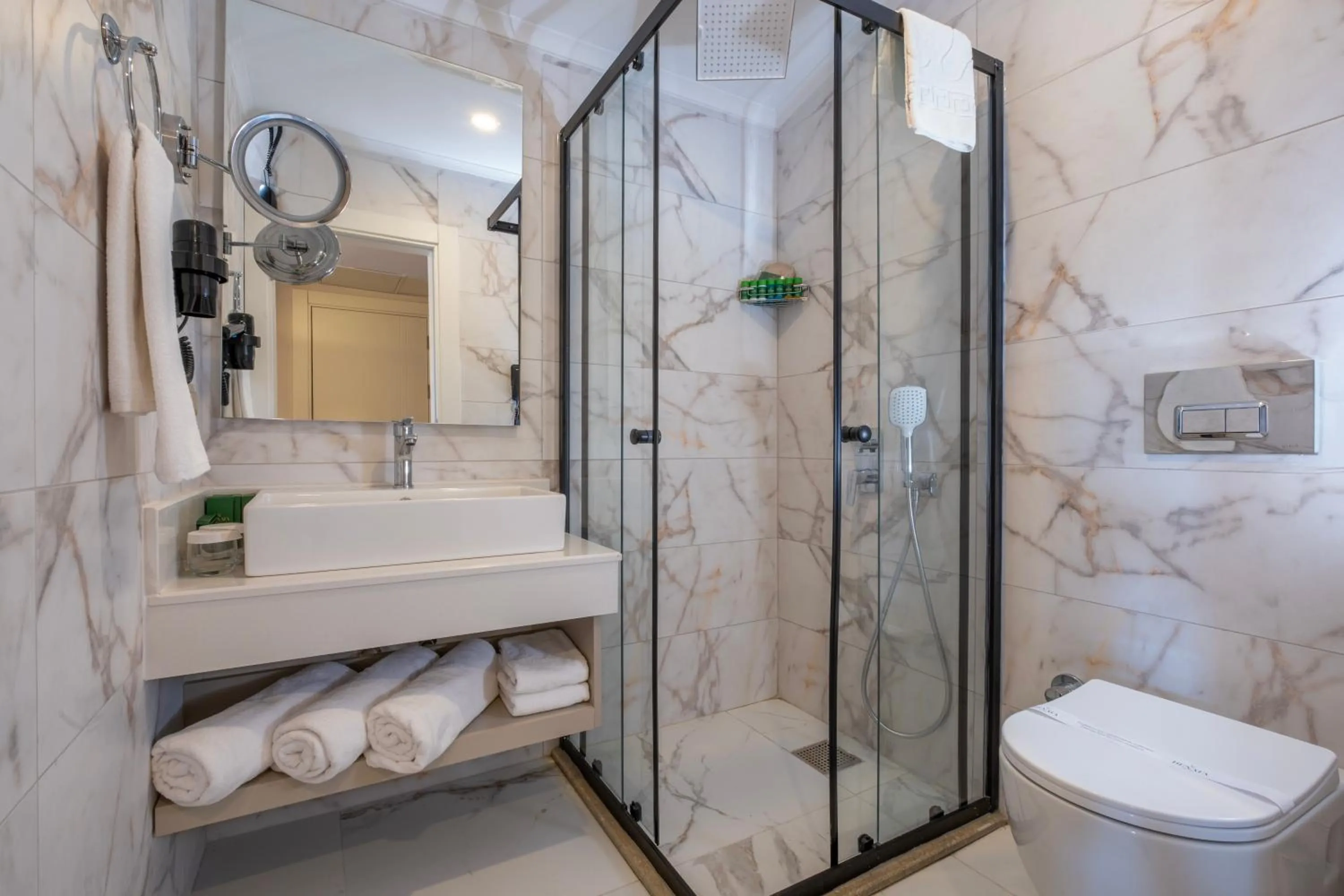 Shower in La Benata Beach Hotel